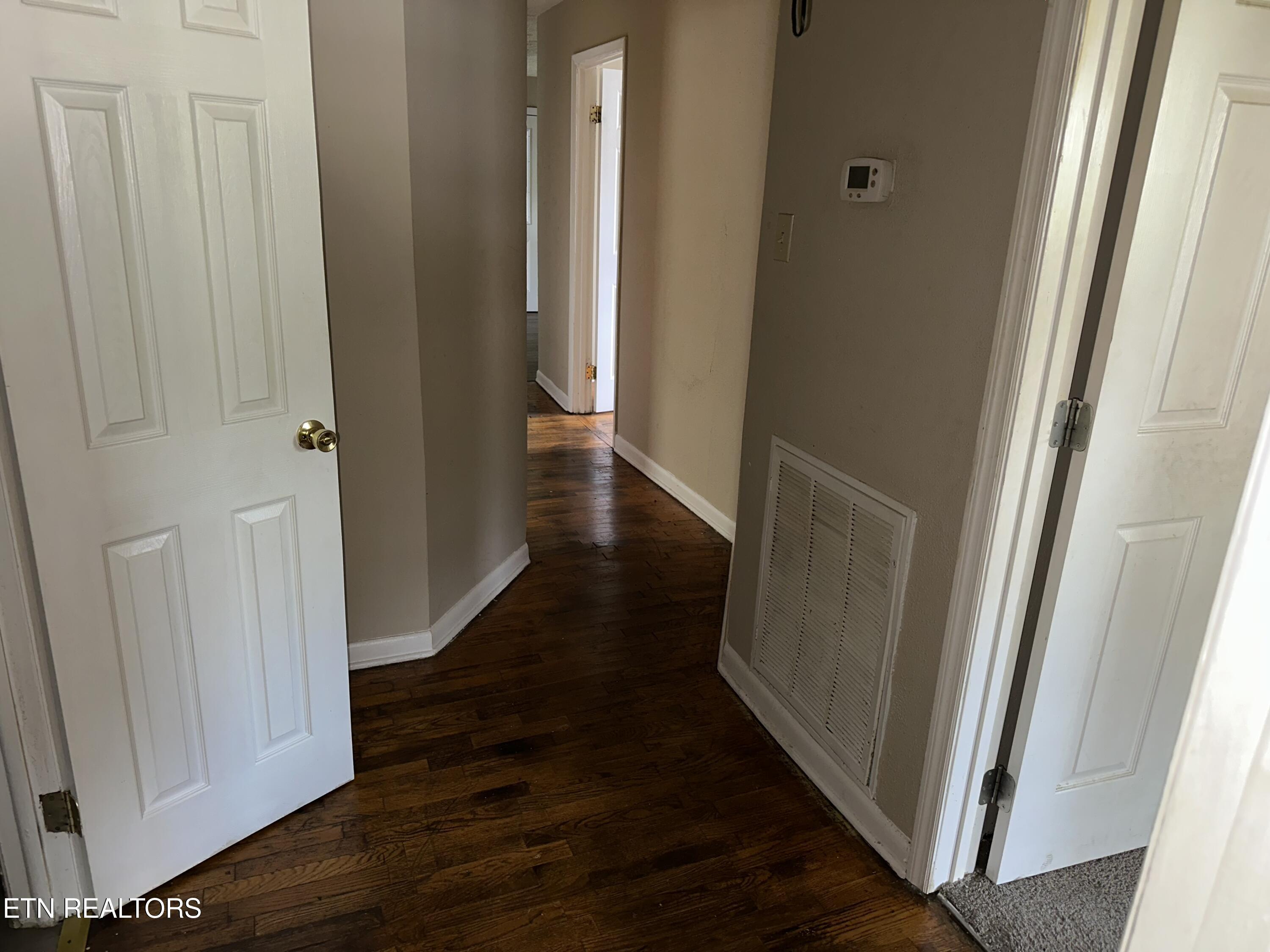 706 E Beech Street Lafollette TN 37766
