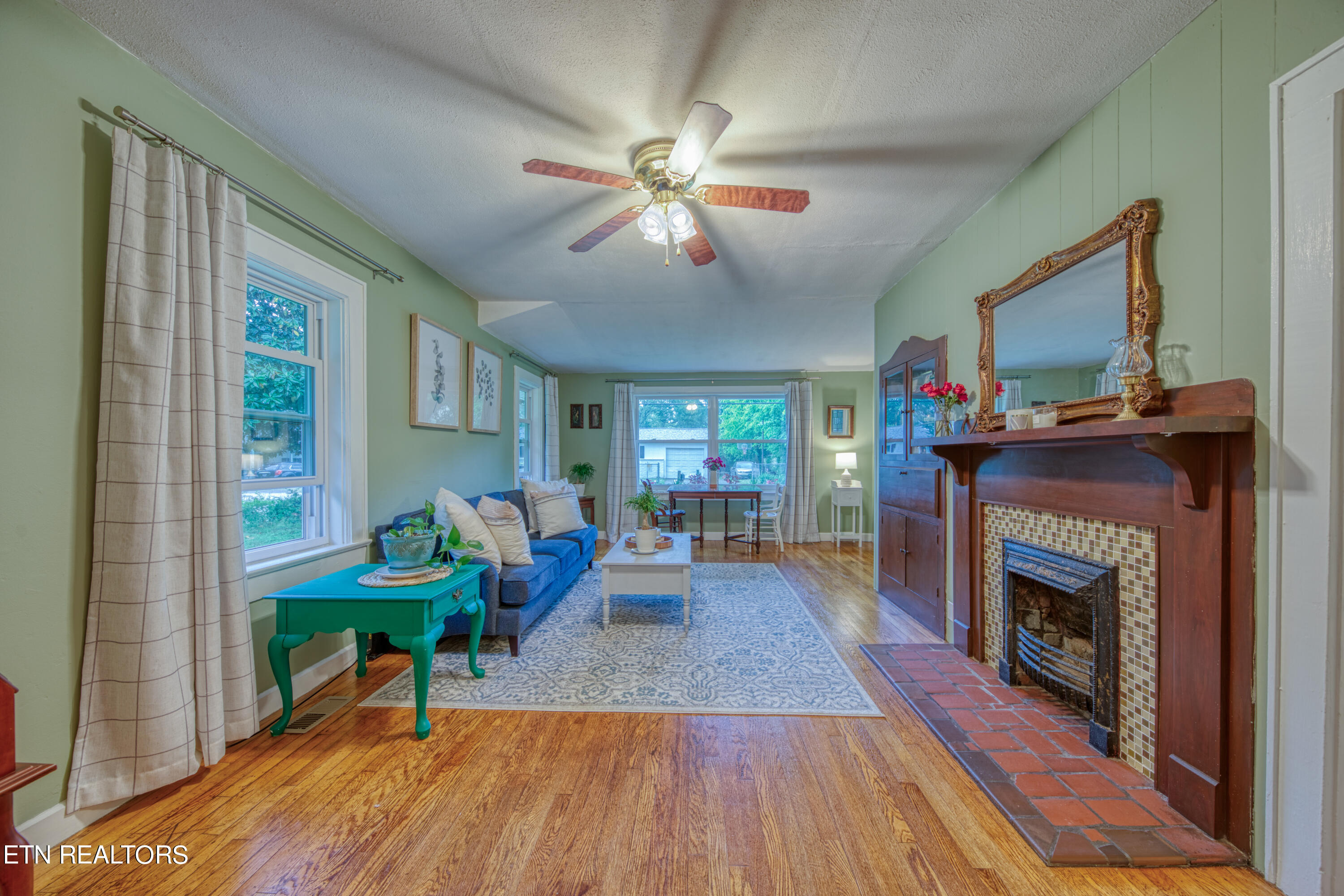 311 Russell Road Rockford TN 37853
