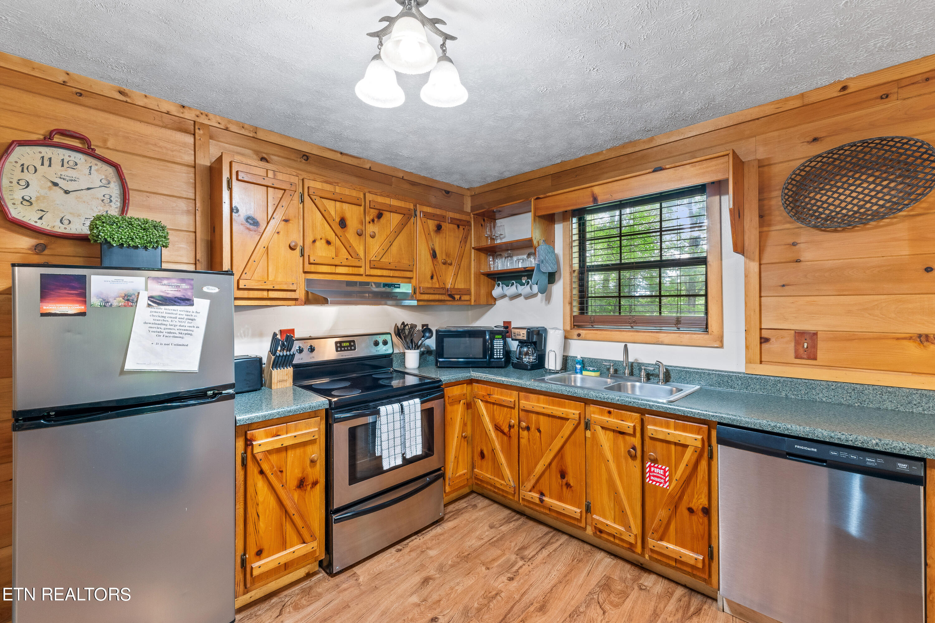 3405 Bluebird Ridge Way Sevierville TN 37876