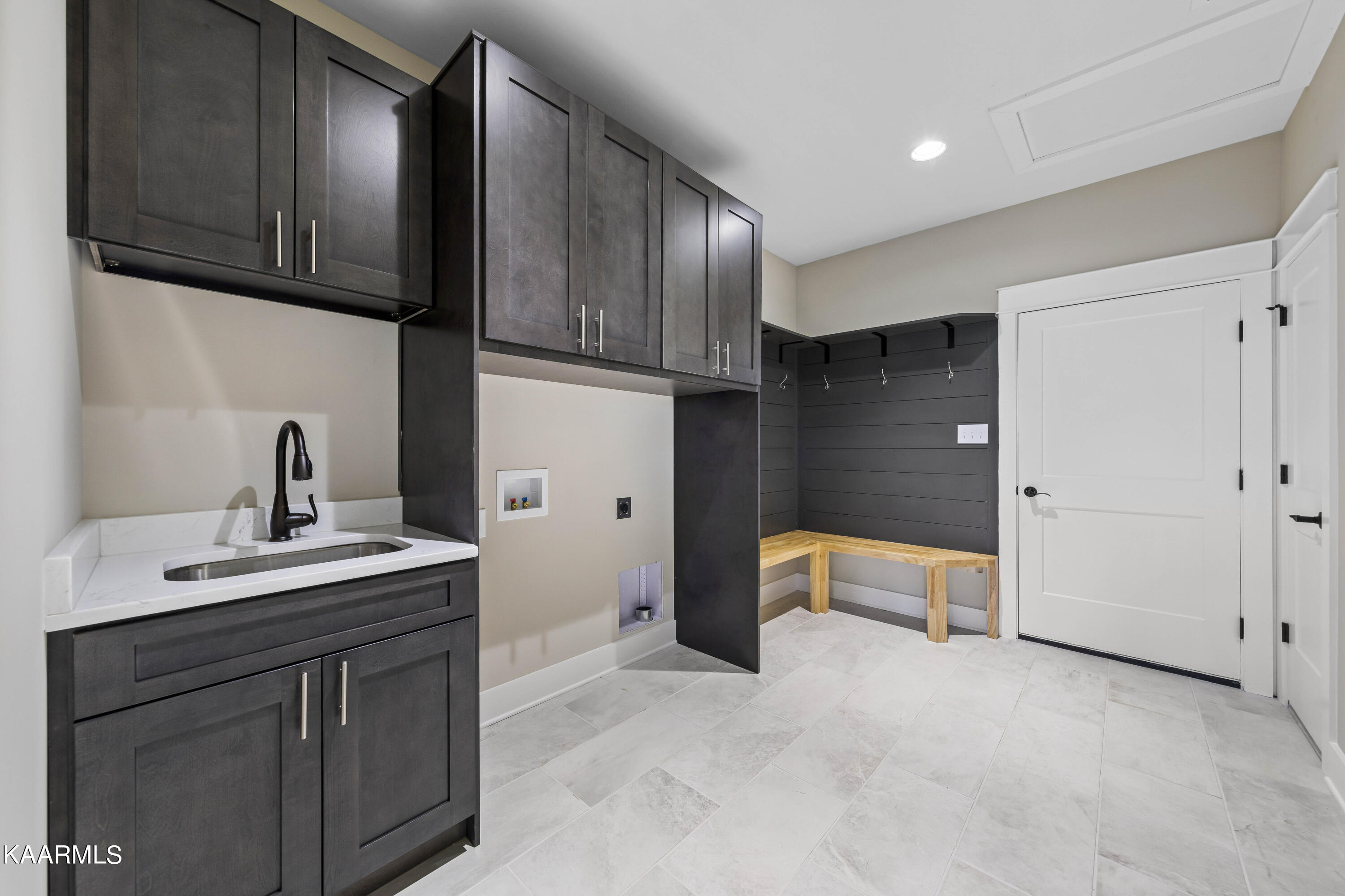 415 Alpine Drive Clinton TN 37716