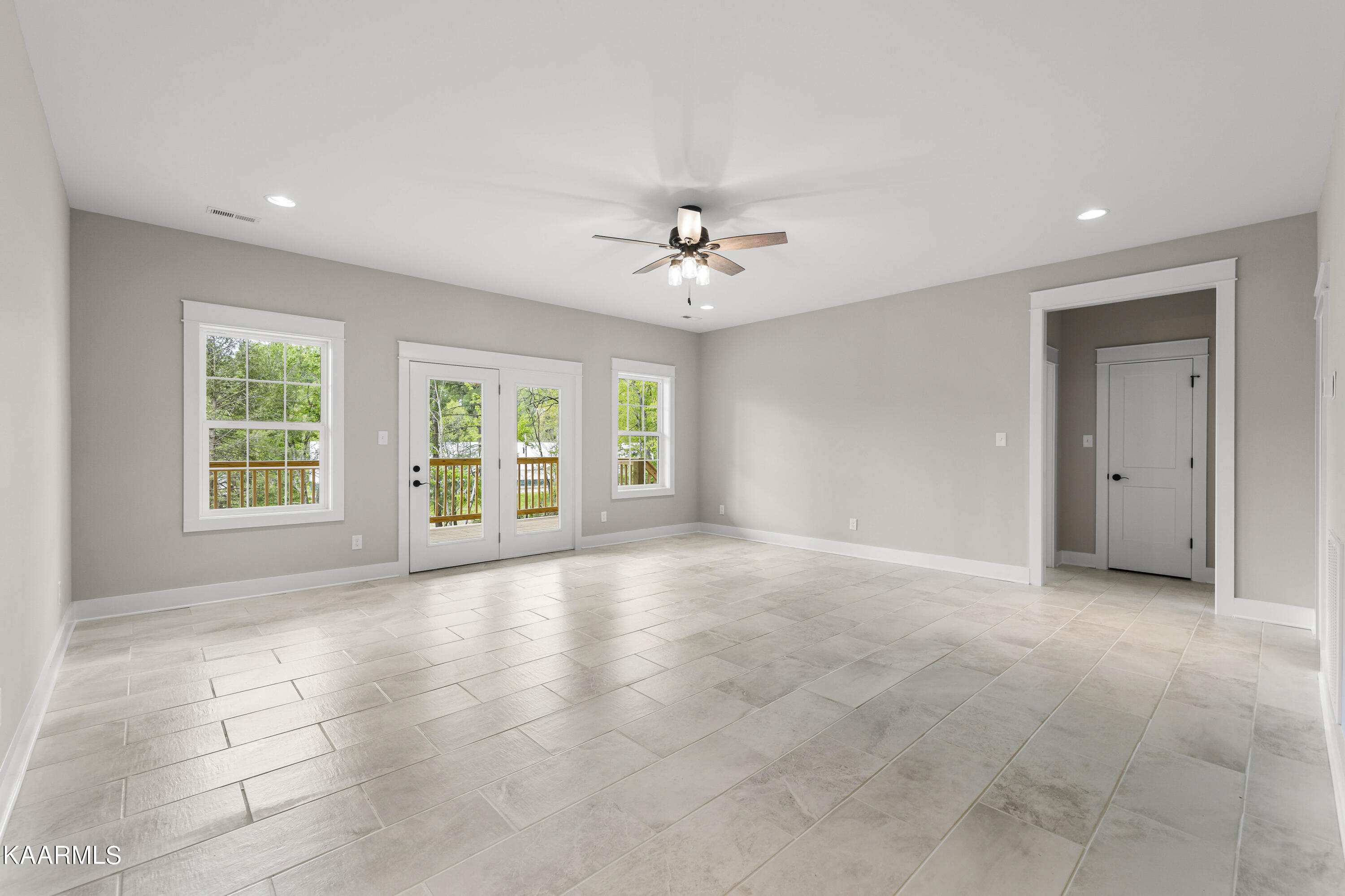 415 Alpine Drive Clinton TN 37716