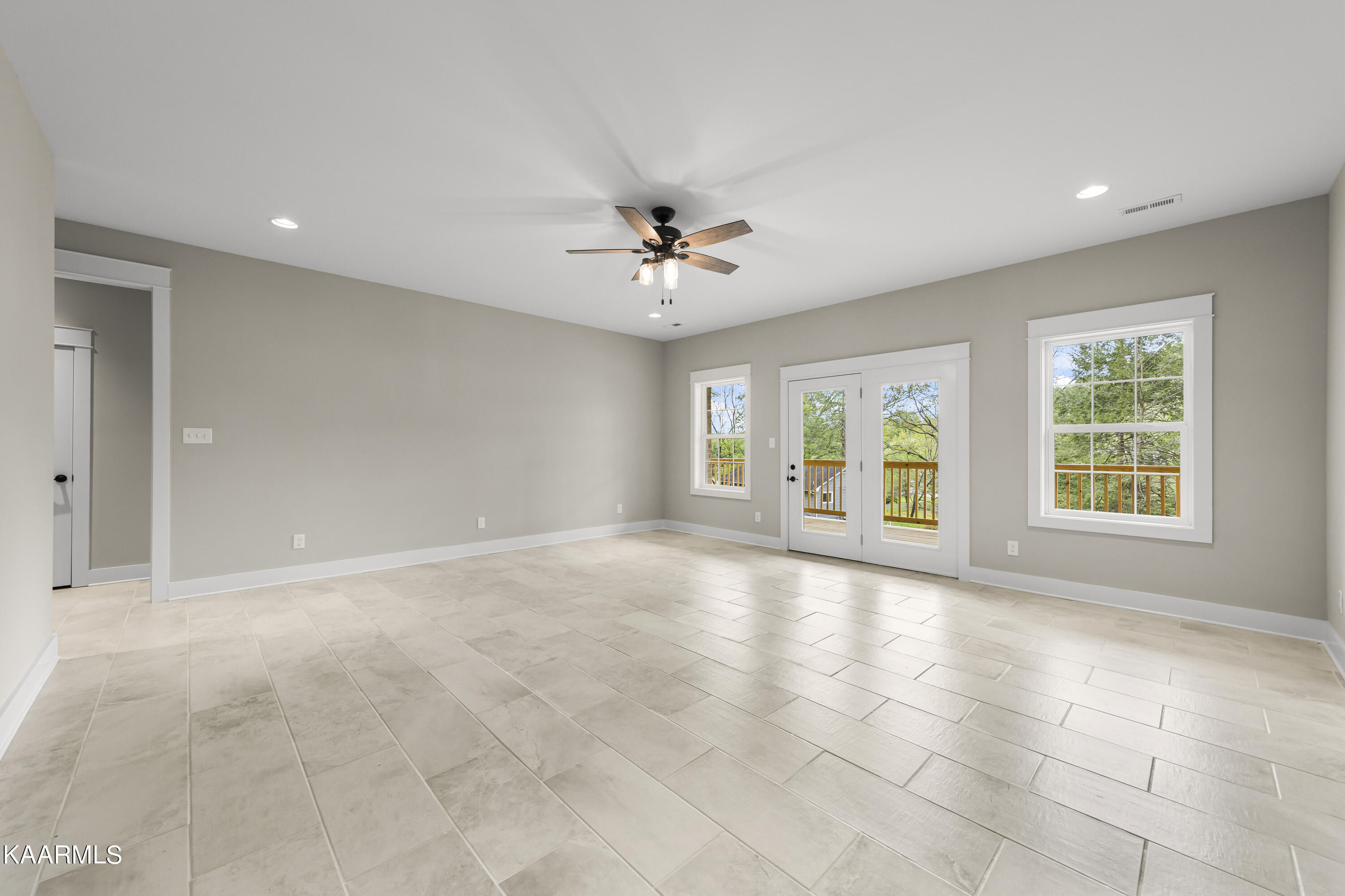 415 Alpine Drive Clinton TN 37716