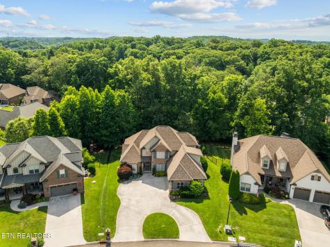 712 Bent Ridge Lane Knoxville TN 37922