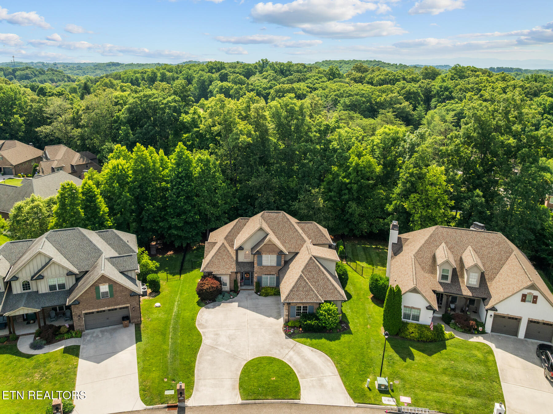 712 Bent Ridge Lane Knoxville TN 37922