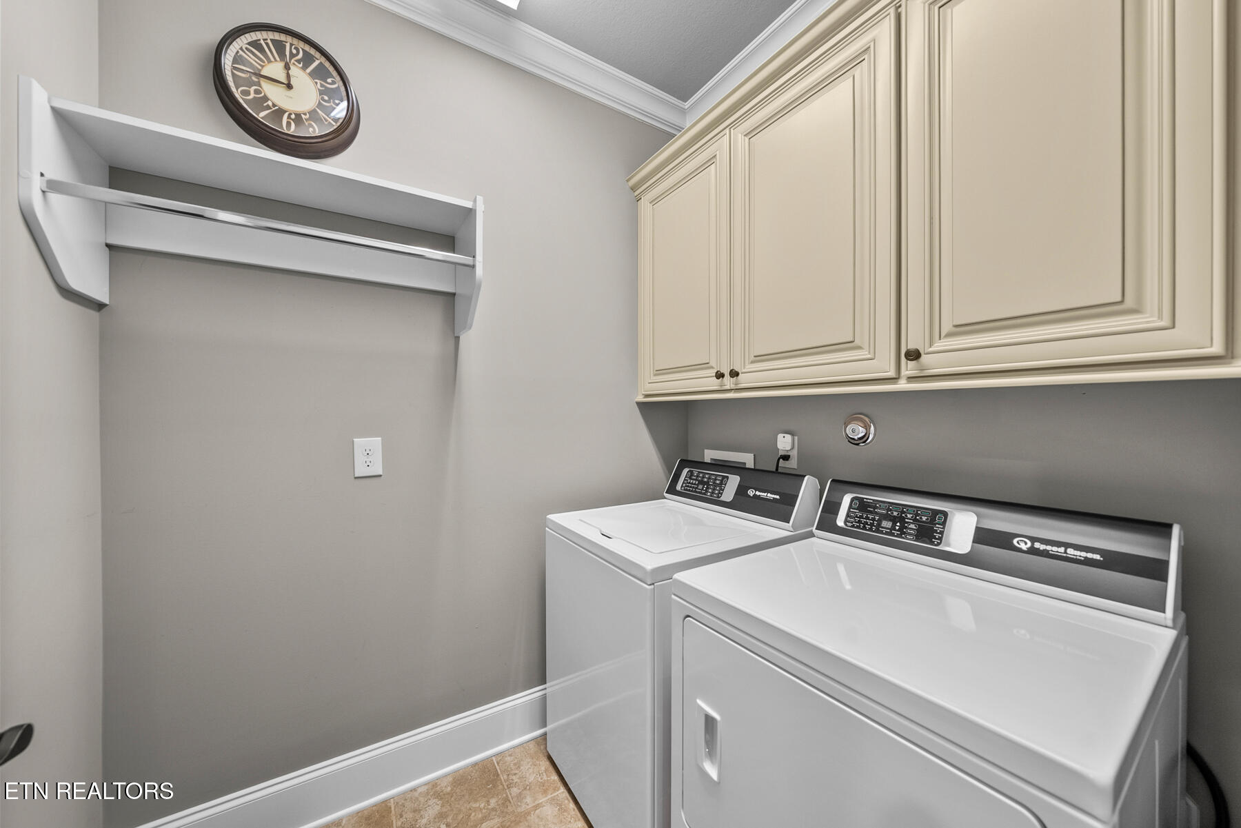 712 Bent Ridge Lane Knoxville TN 37922