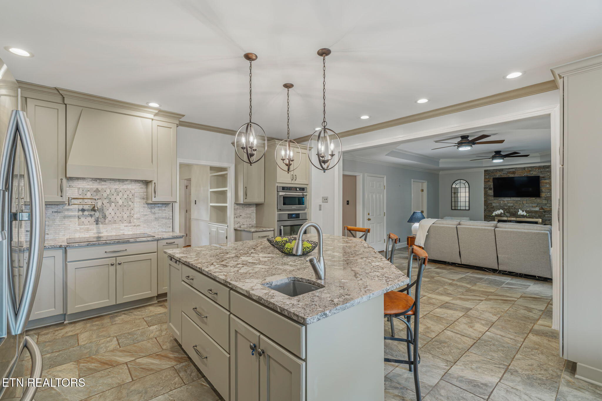 713 Summit Lake Court Knoxville TN 37922