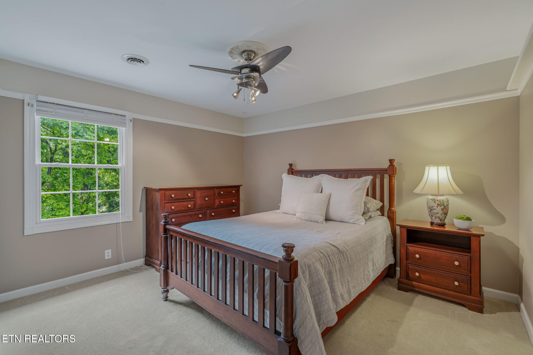 713 Summit Lake Court Knoxville TN 37922