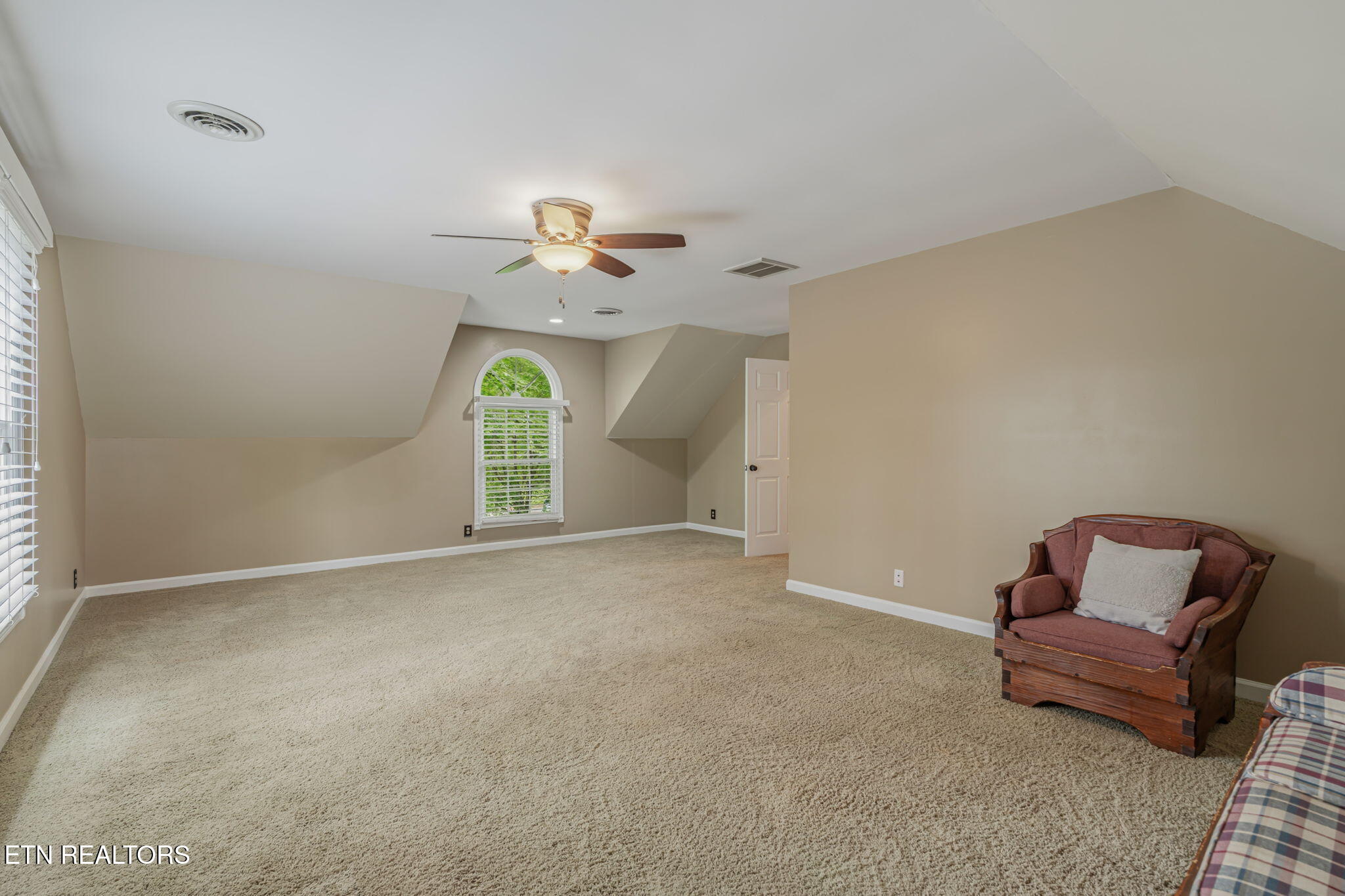 713 Summit Lake Court Knoxville TN 37922
