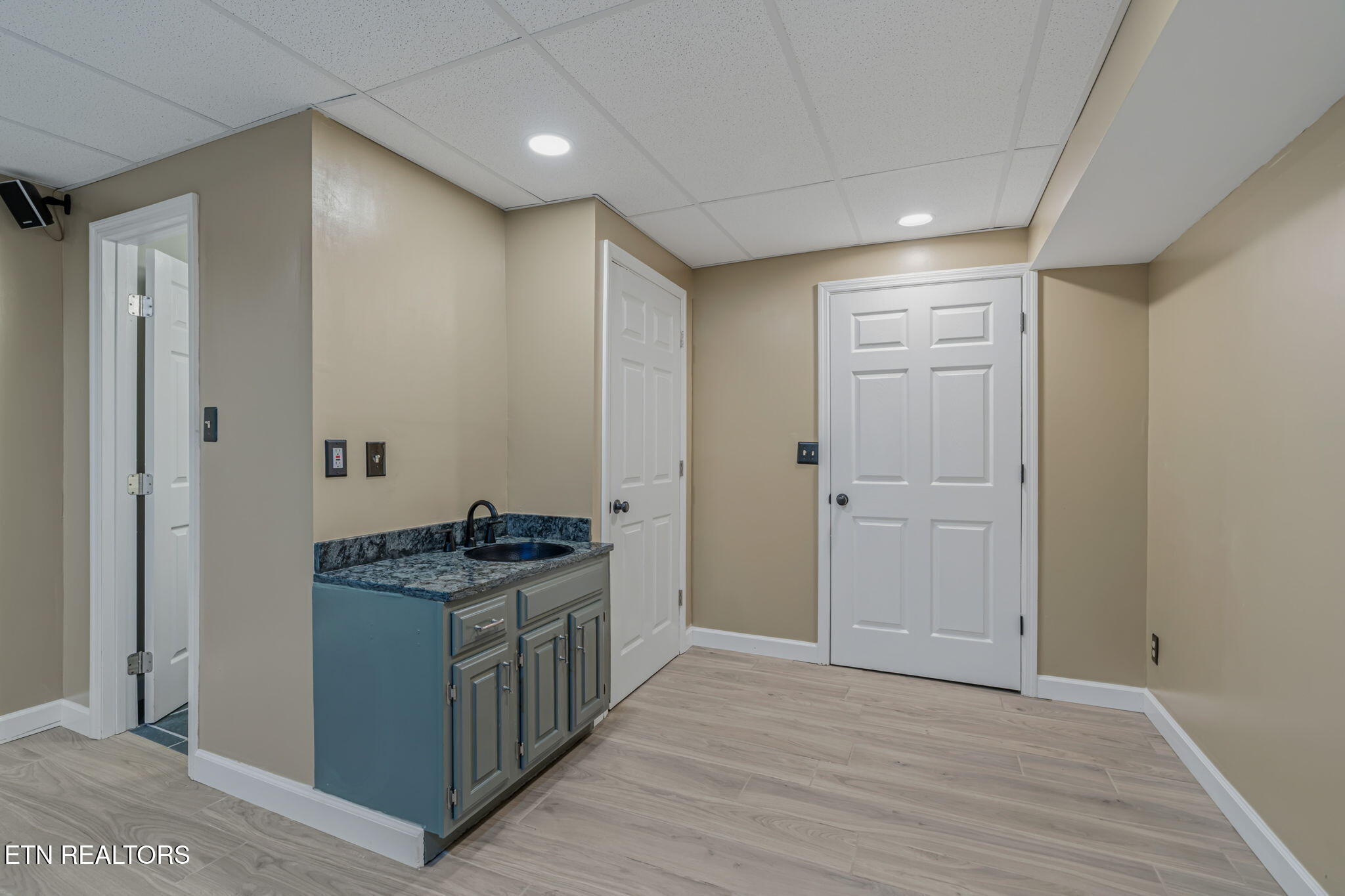 713 Summit Lake Court Knoxville TN 37922