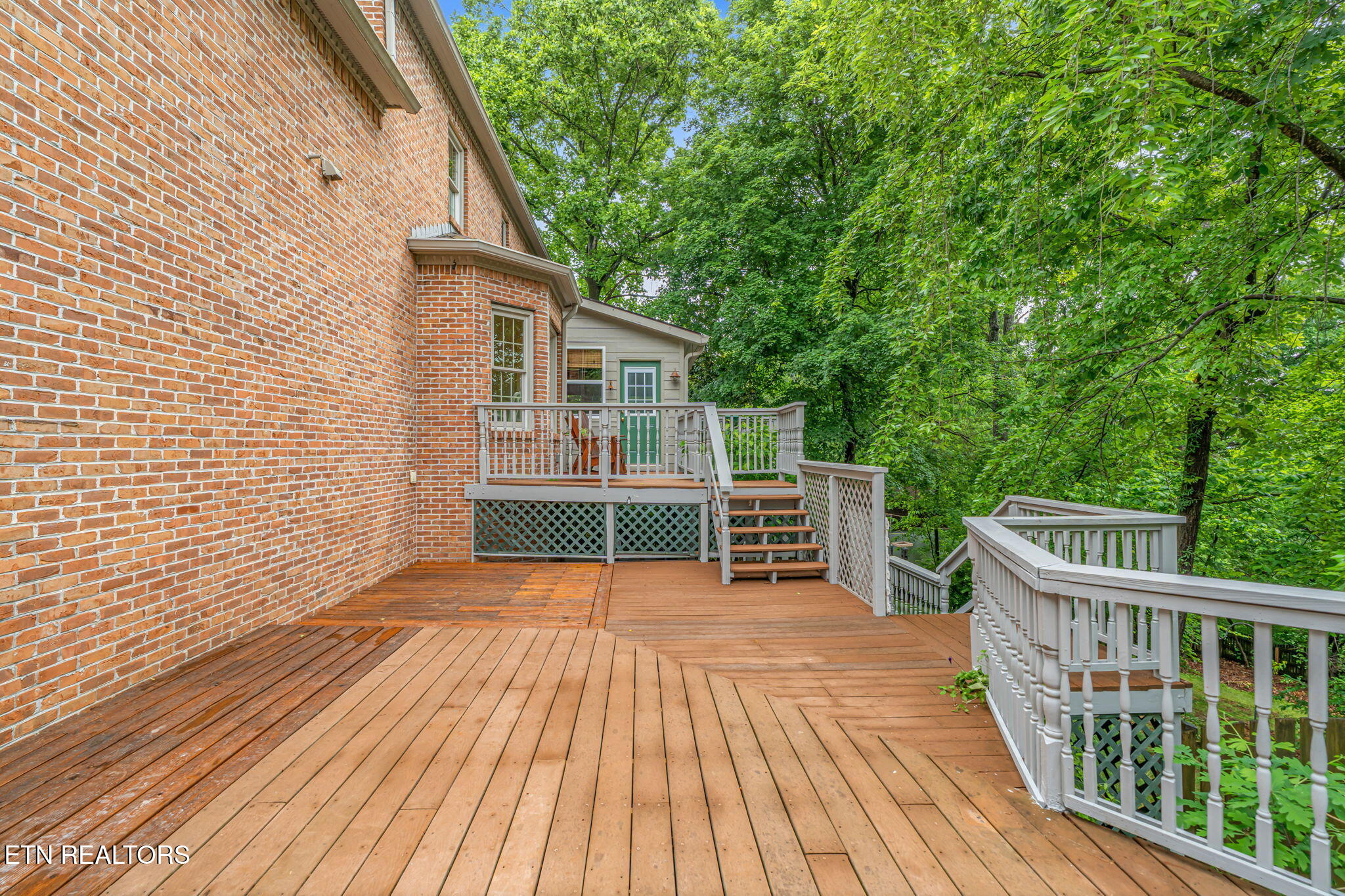 713 Summit Lake Court Knoxville TN 37922