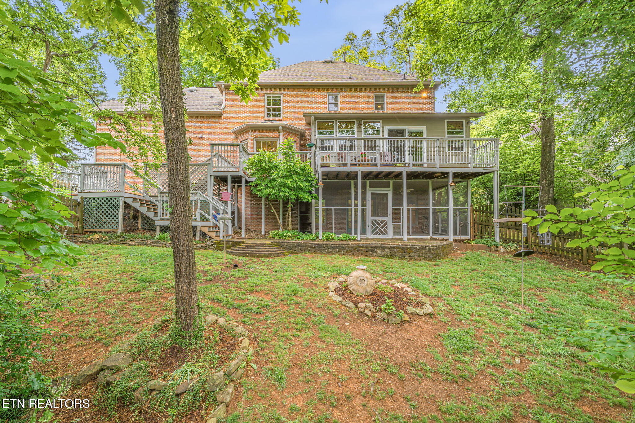 713 Summit Lake Court Knoxville TN 37922