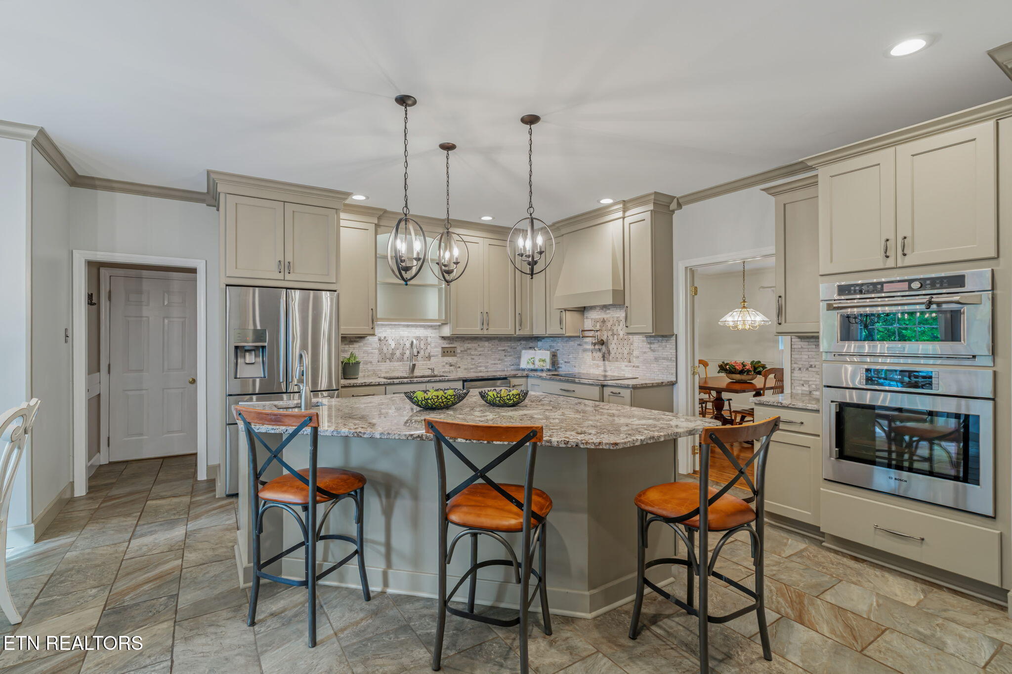 713 Summit Lake Court Knoxville TN 37922