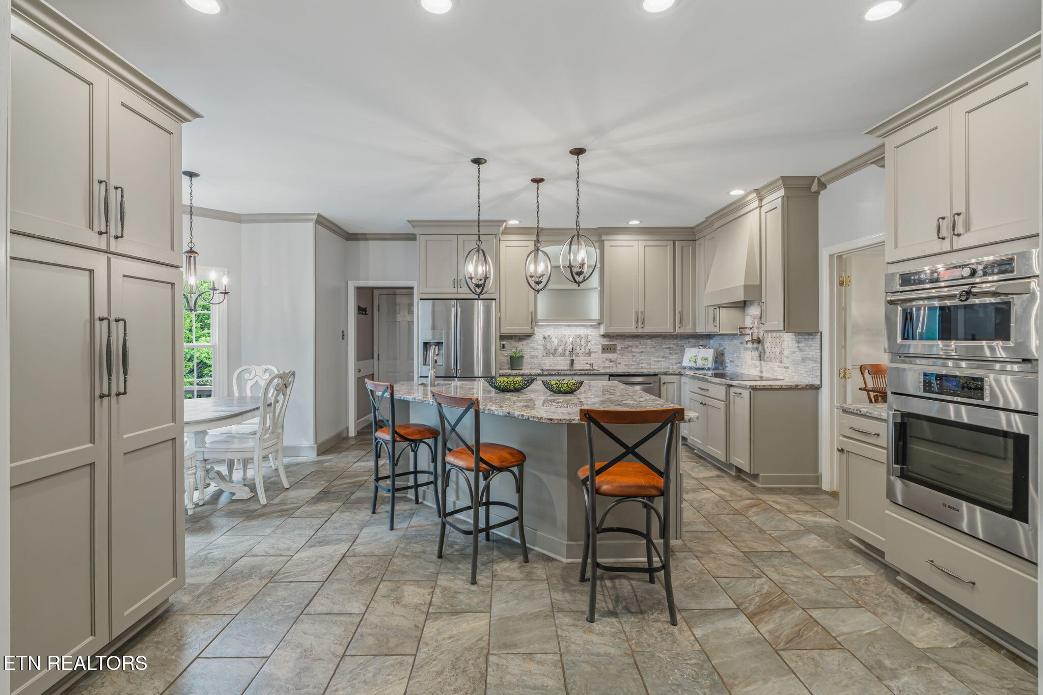 713 Summit Lake Court Knoxville TN 37922