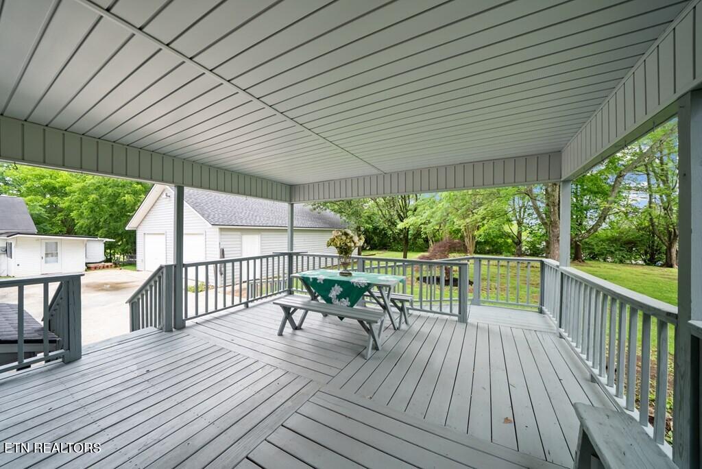 503 S Pine Street Monterey TN 38574