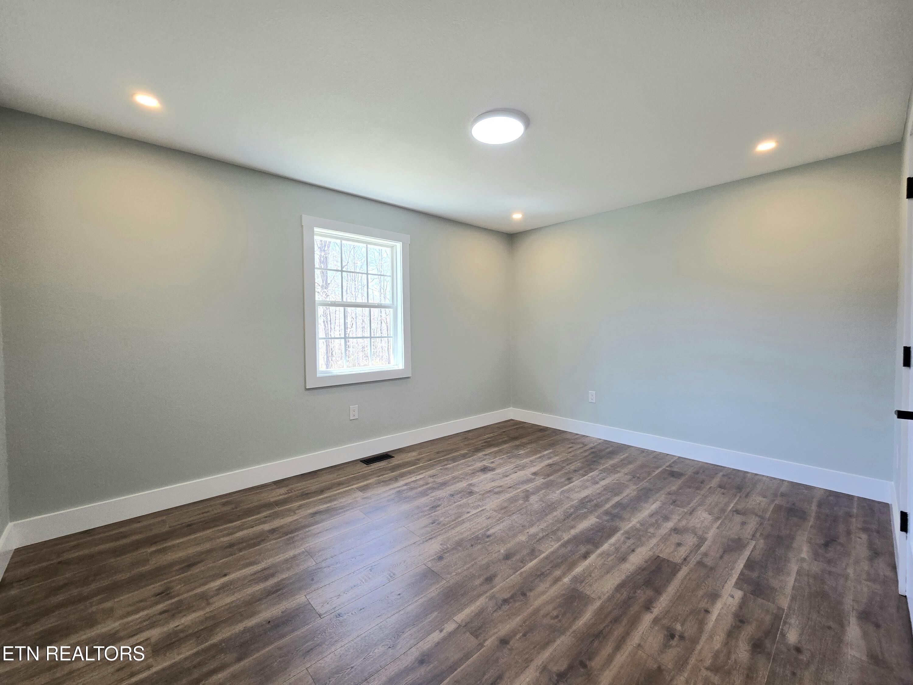 106 Matt Edmond Road Wartburg TN 37887