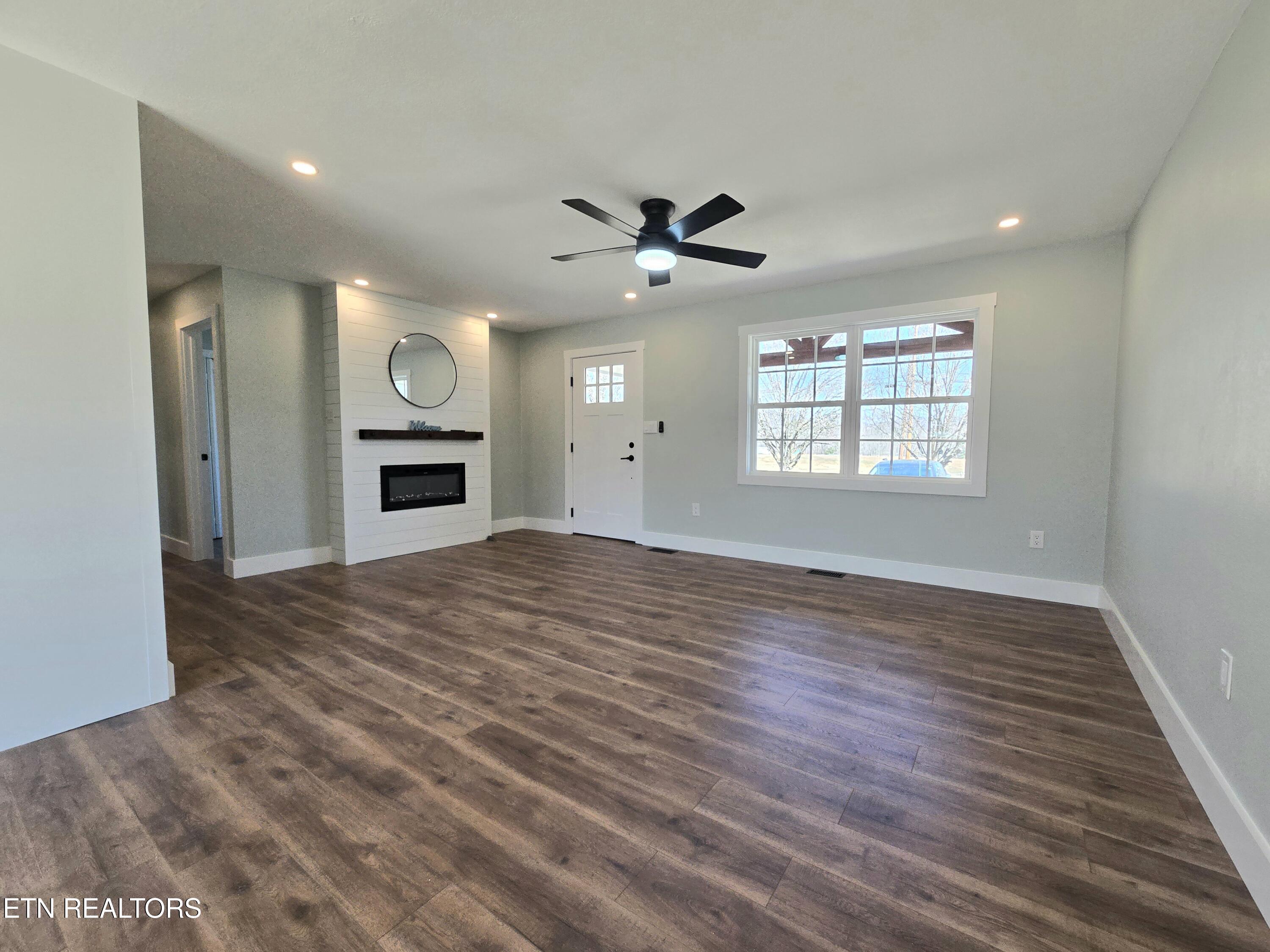 106 Matt Edmond Road Wartburg TN 37887