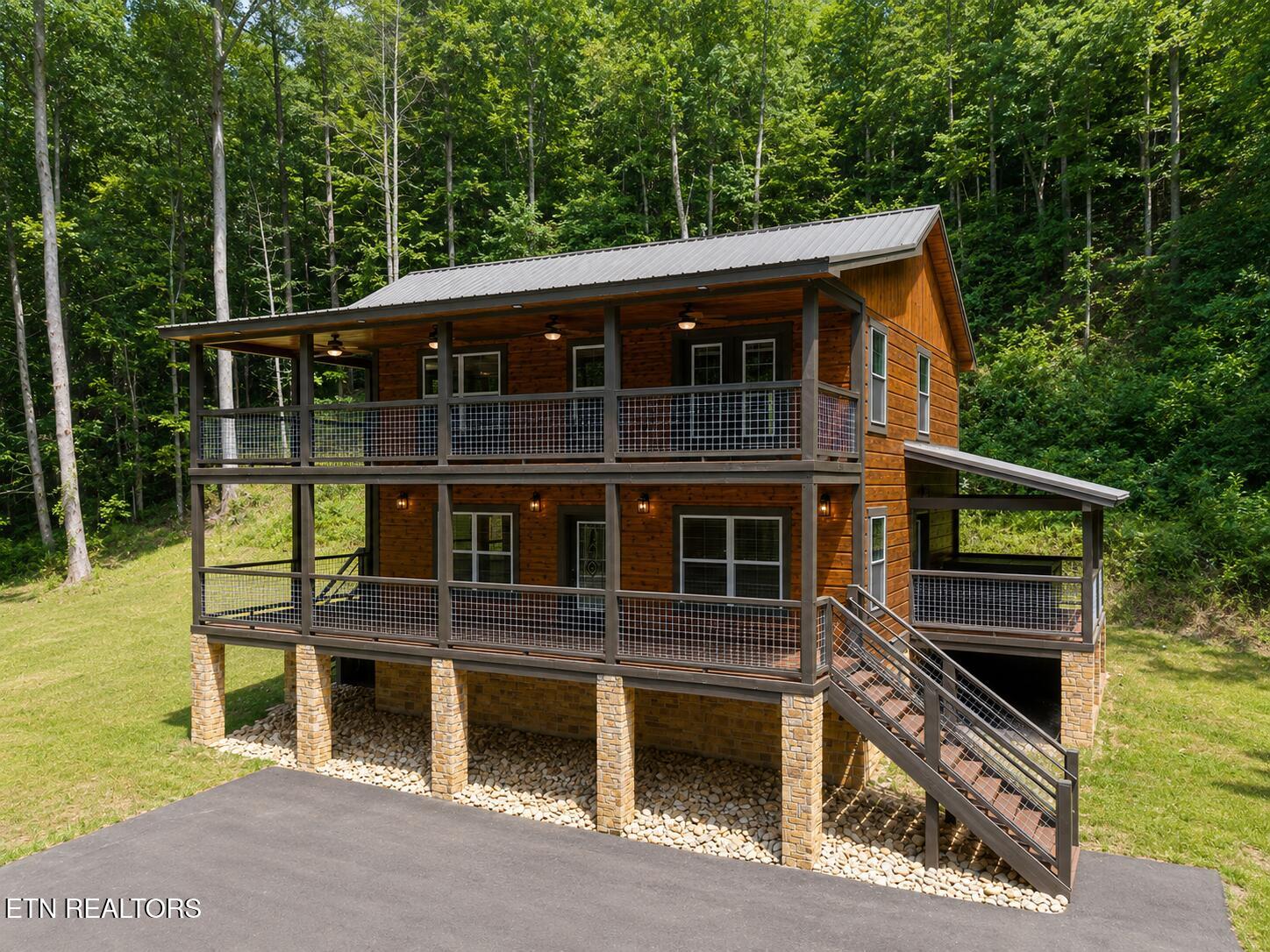 3066 N Clear Fork Road Sevierville TN 37862