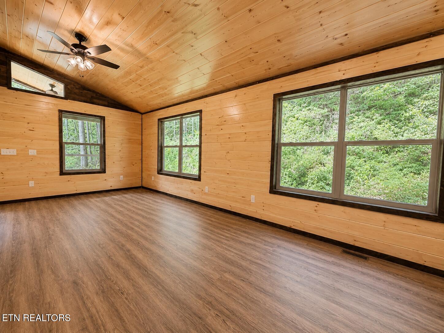 3066 N Clear Fork Road Sevierville TN 37862