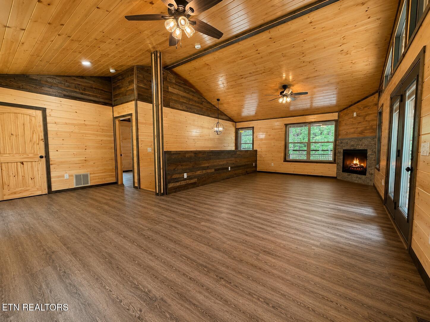 3066 N Clear Fork Road Sevierville TN 37862