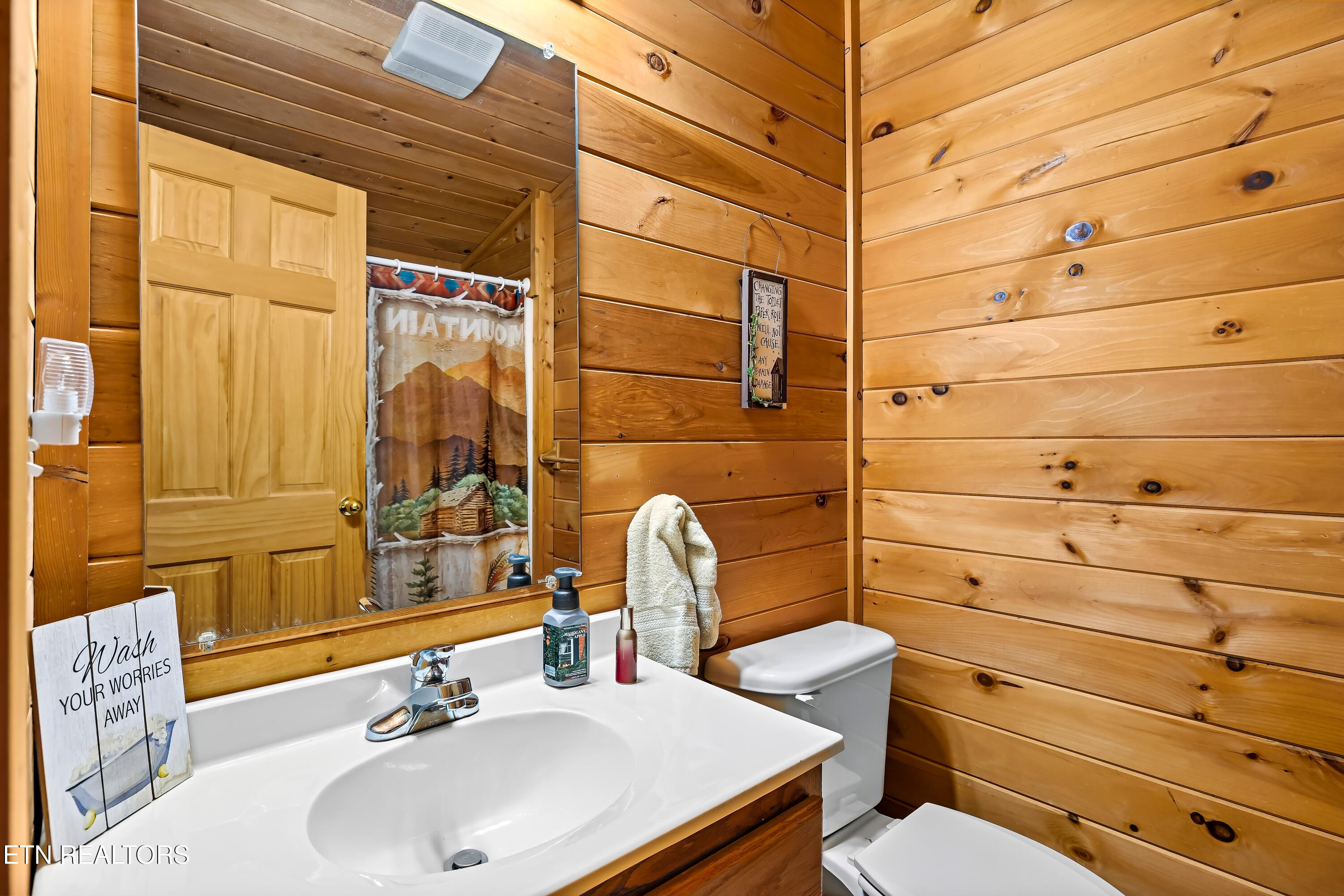 3447 Dogwood Circle Pigeon Forge TN 37863