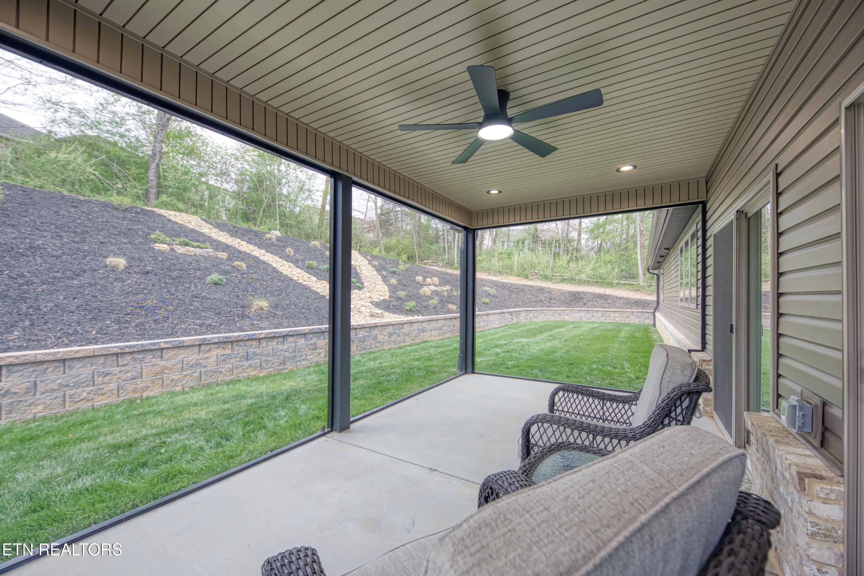 224 Seminole Circle Loudon TN 37774