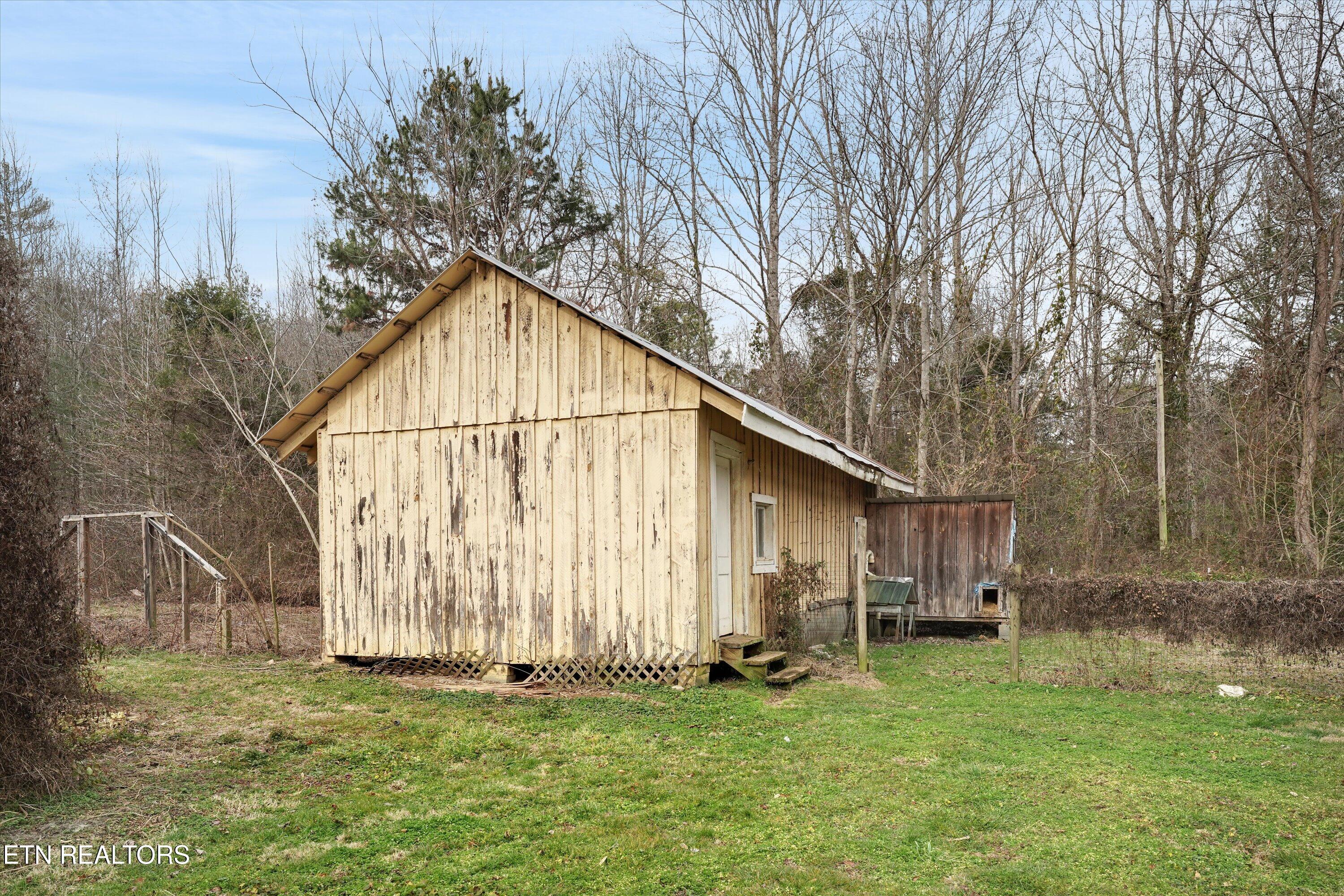 1223/1235 Rocky Flats Road Cosby TN 37722