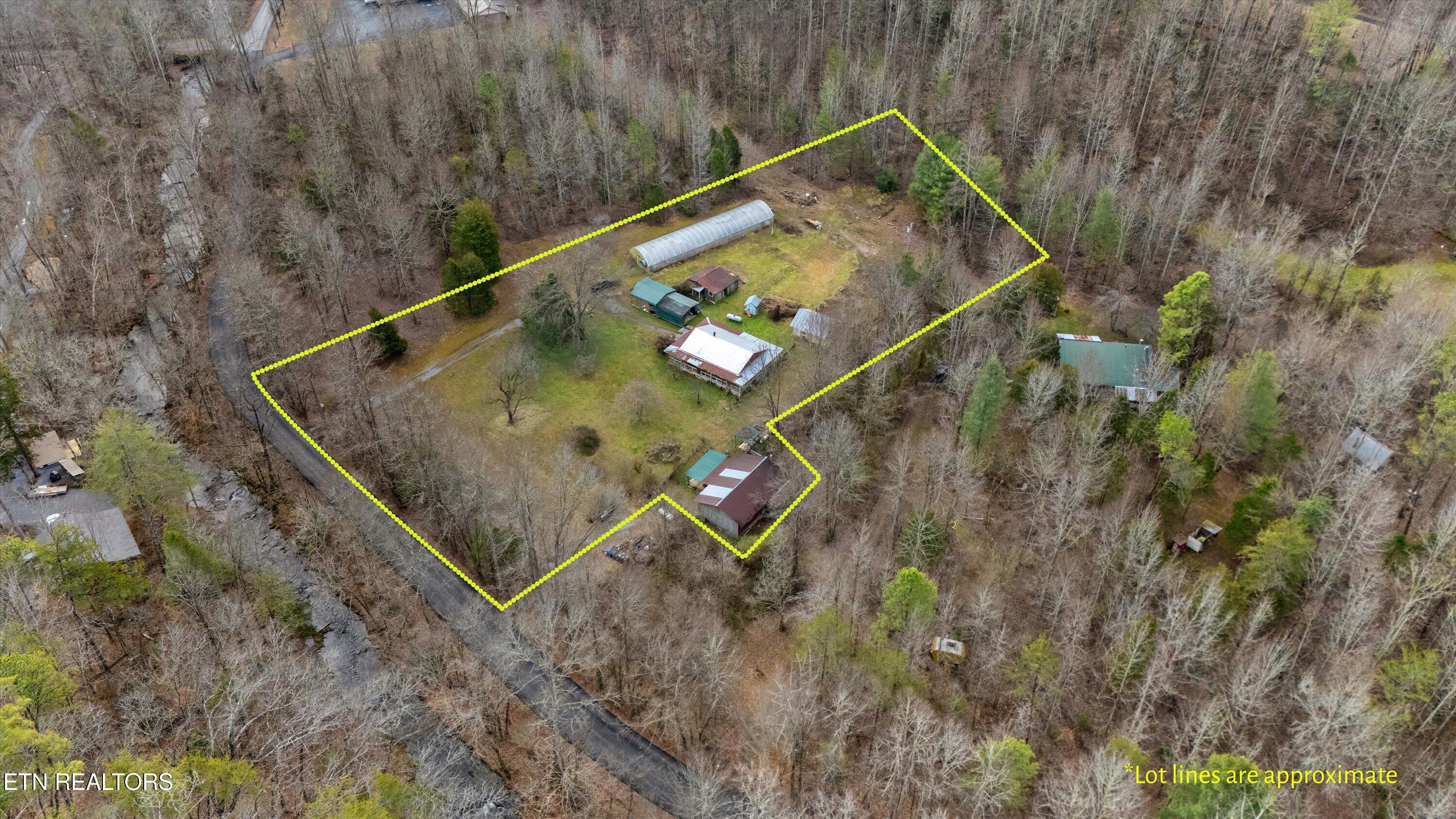 1223/1235 Rocky Flats Road Cosby TN 37722