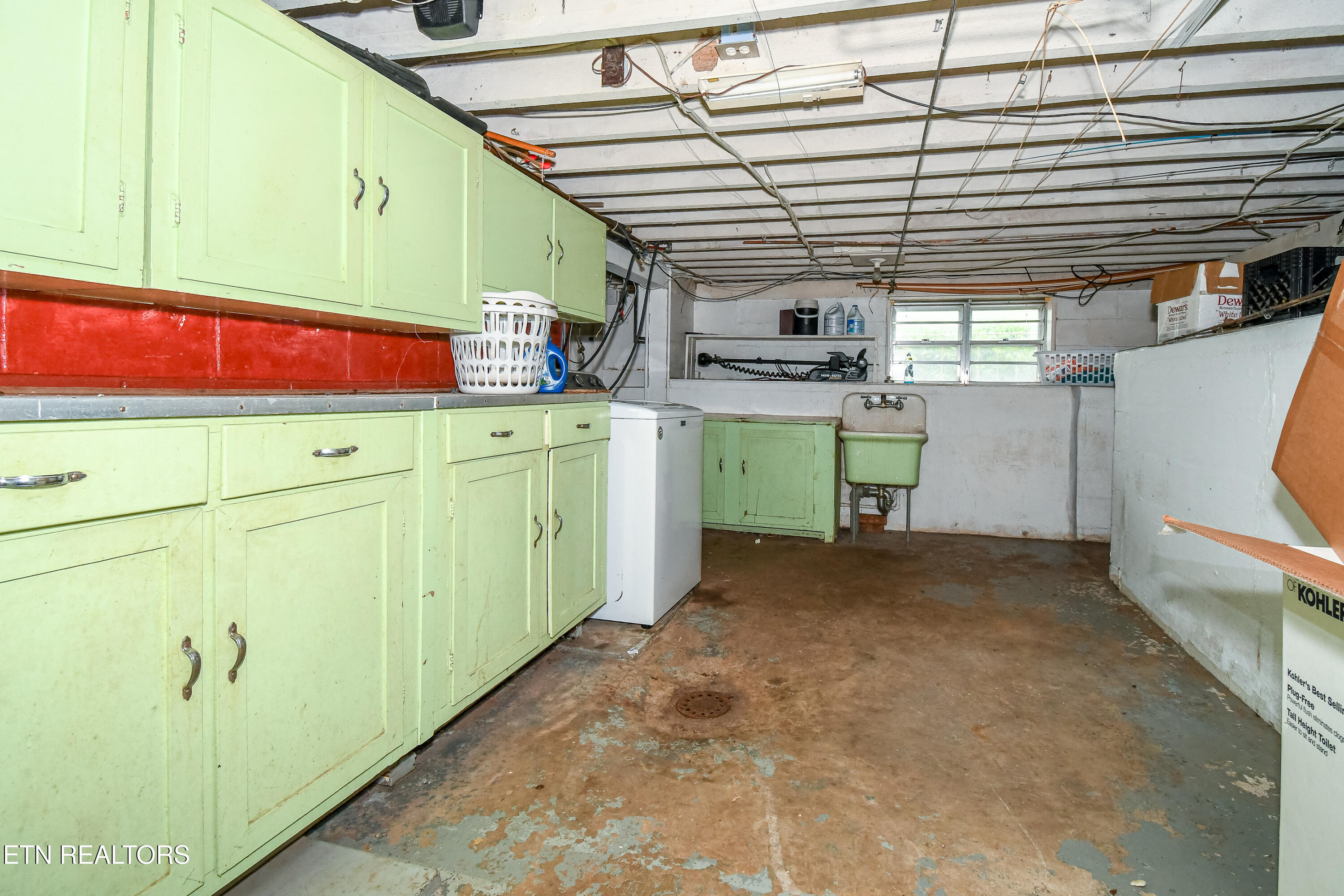 185 Trigonia Road Greenback TN 37742