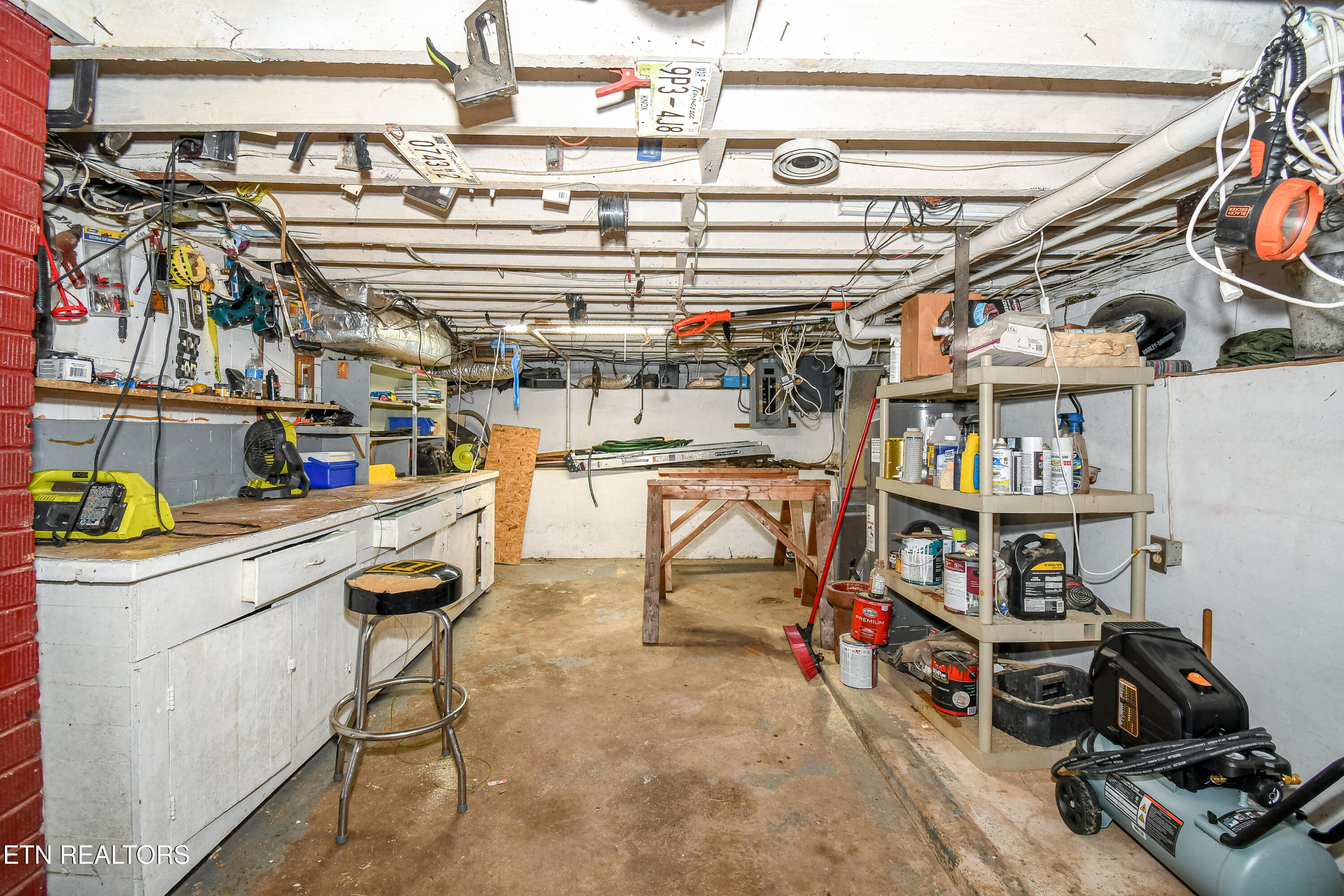 185 Trigonia Road Greenback TN 37742