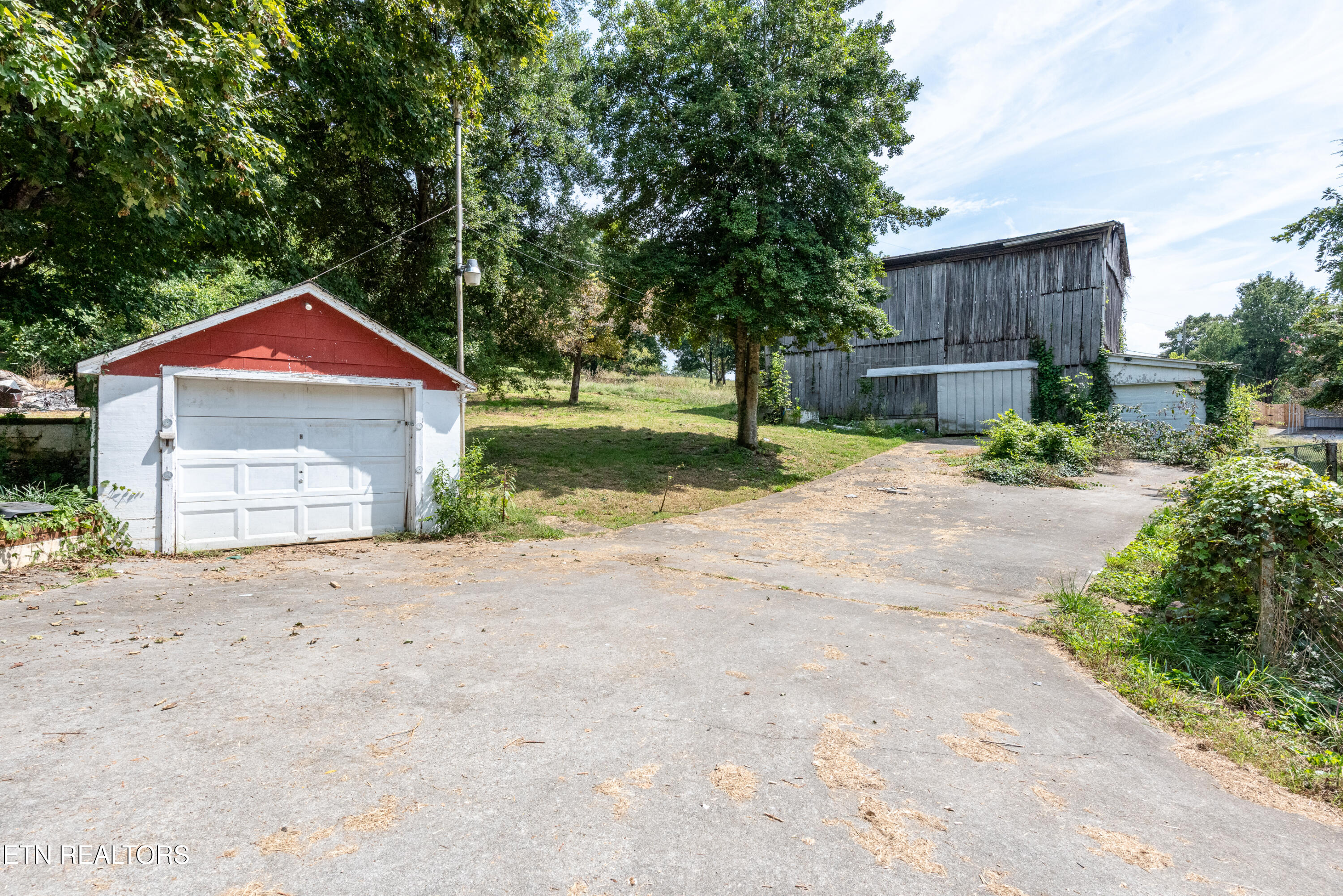 185 Trigonia Road Greenback TN 37742