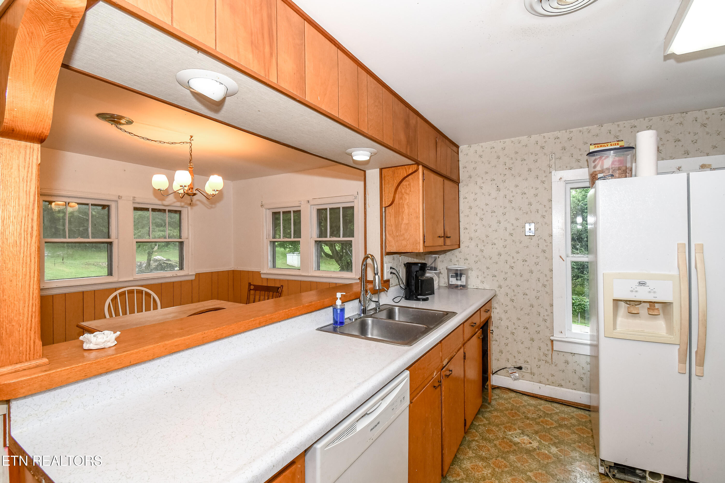 185 Trigonia Road Greenback TN 37742