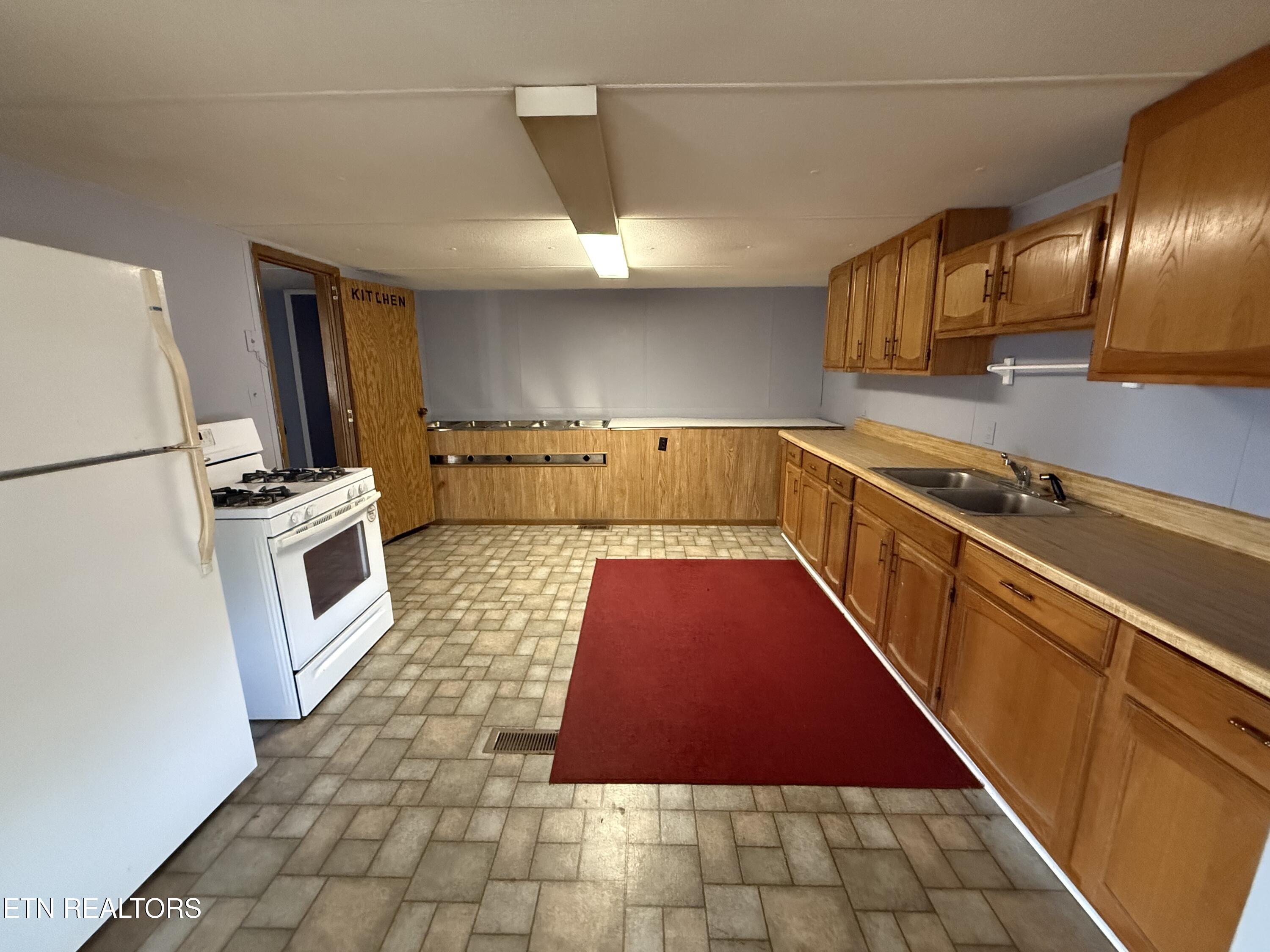 500 N Clay Street Rogersville TN 37857