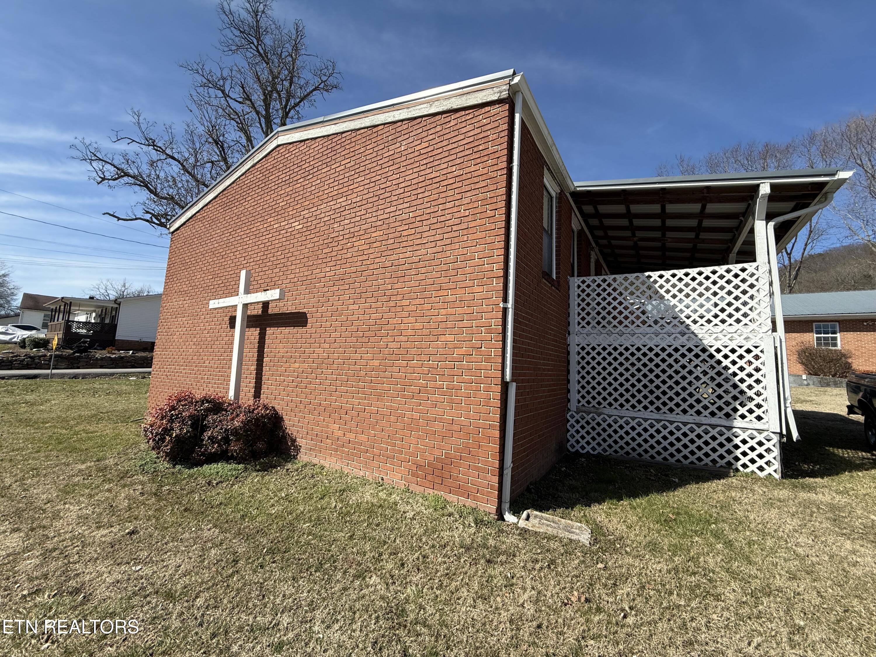 500 N Clay Street Rogersville TN 37857