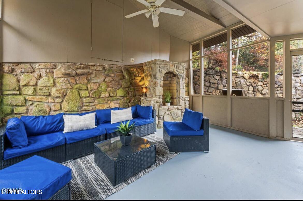 560 Buckhorn Road Gatlinburg TN 37738
