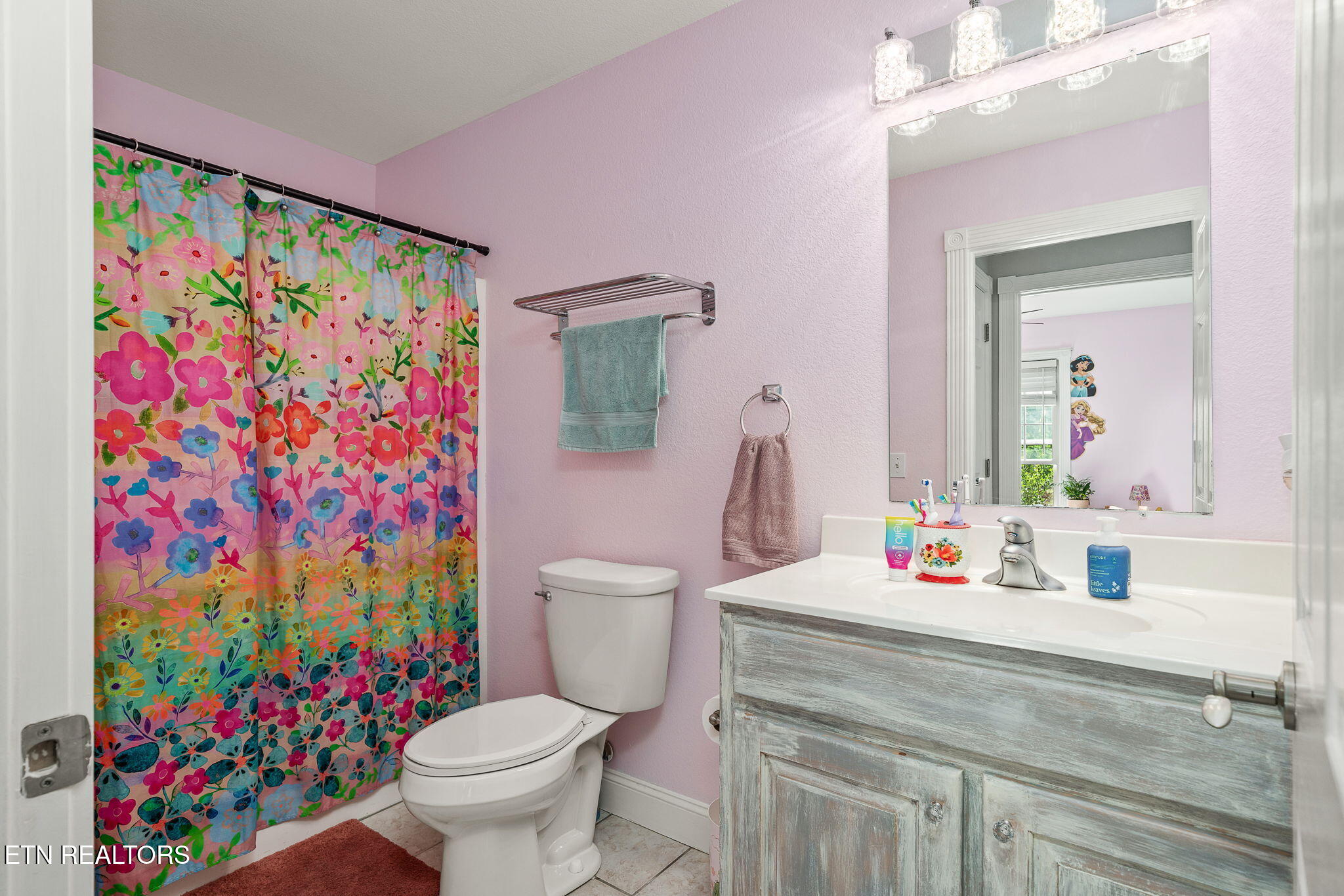 633 E Deer Creek Drive Crossville TN 38571