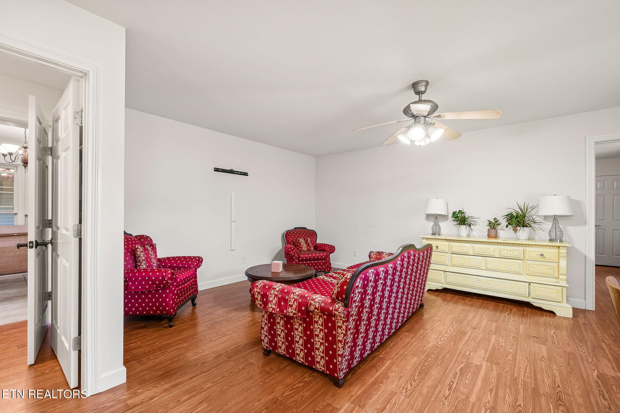 633 E Deer Creek Drive Crossville TN 38571