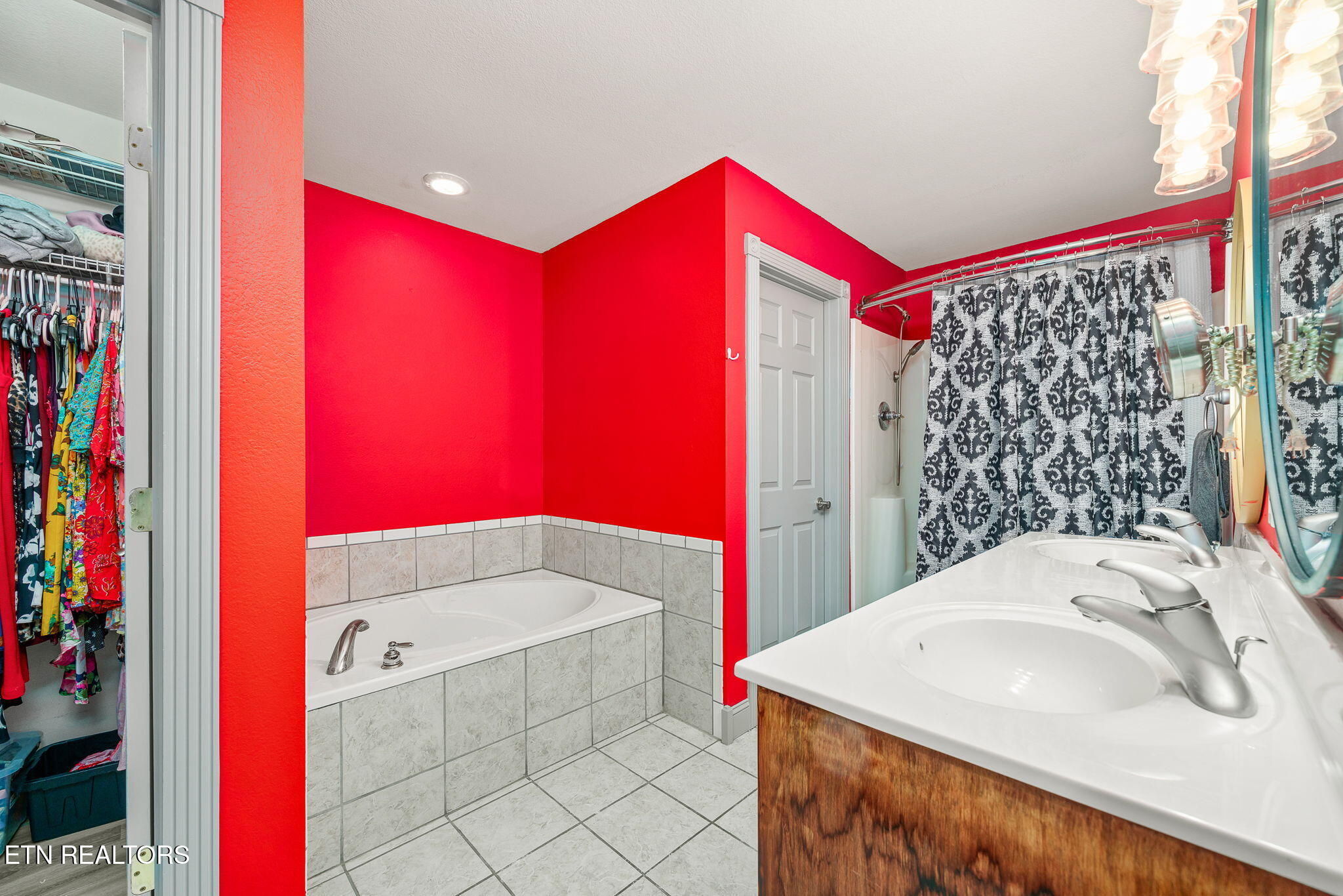 633 E Deer Creek Drive Crossville TN 38571