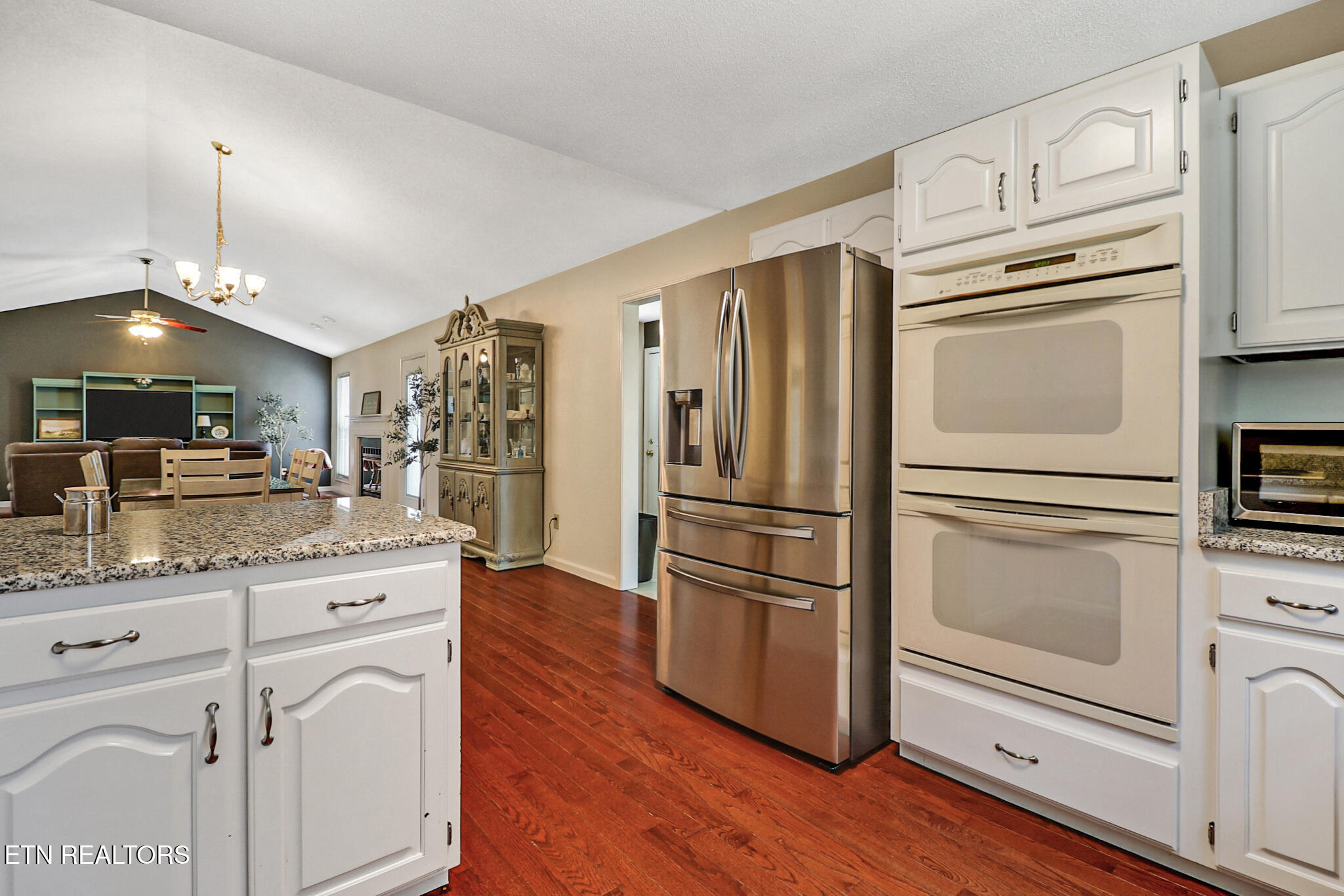 340 Huckleberry Lane Crossville TN 38555