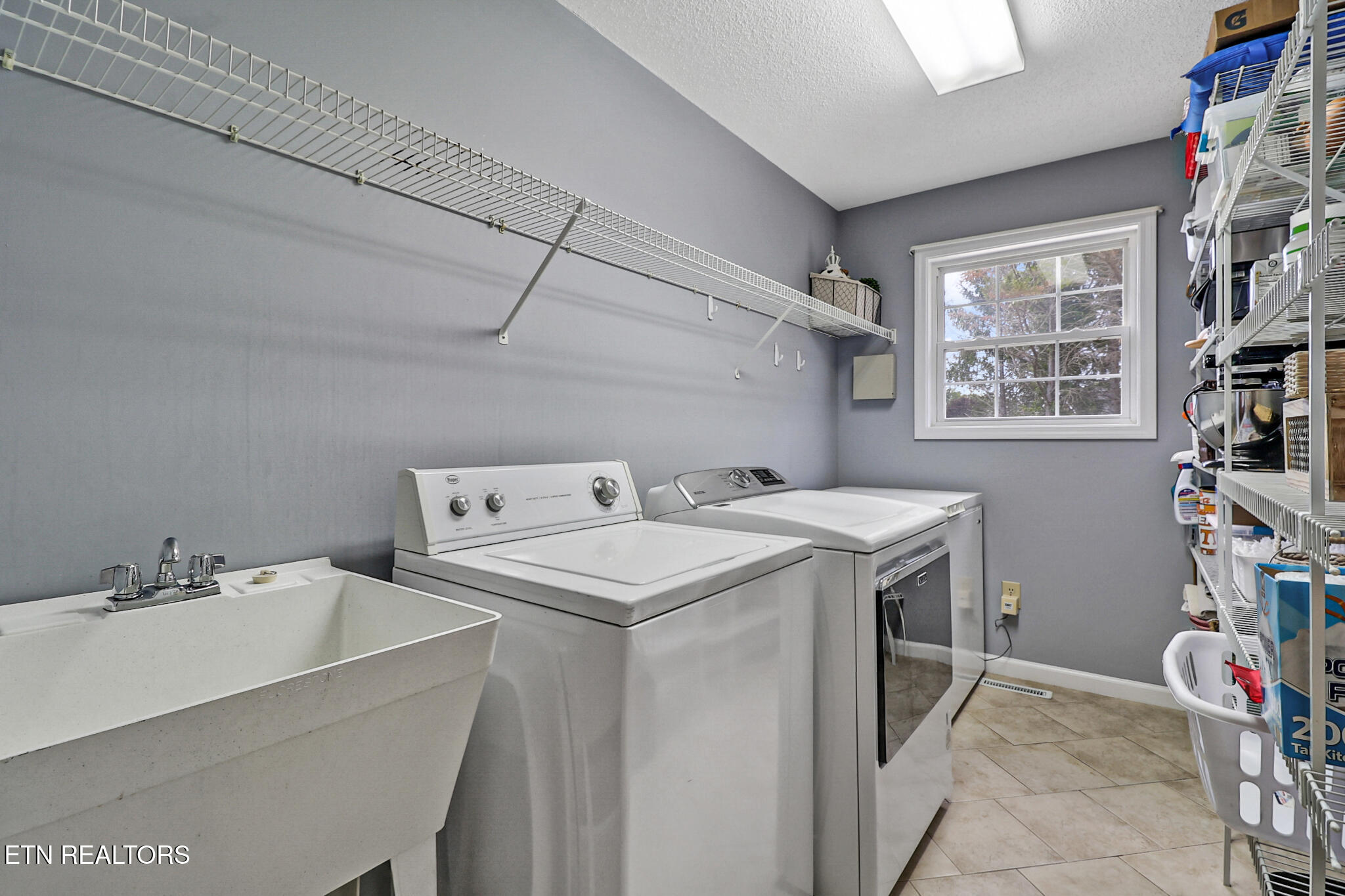 340 Huckleberry Lane Crossville TN 38555