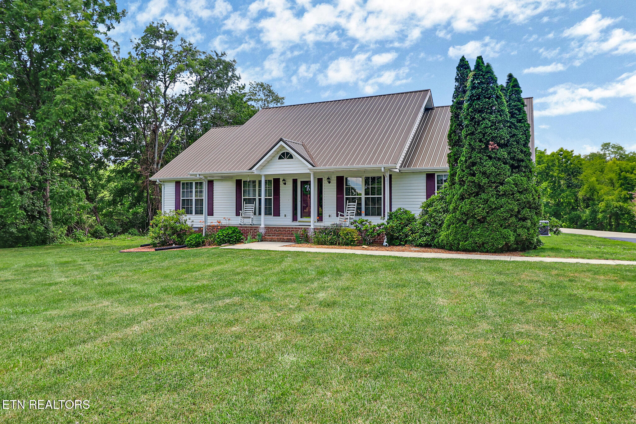 340 Huckleberry Lane Crossville TN 38555