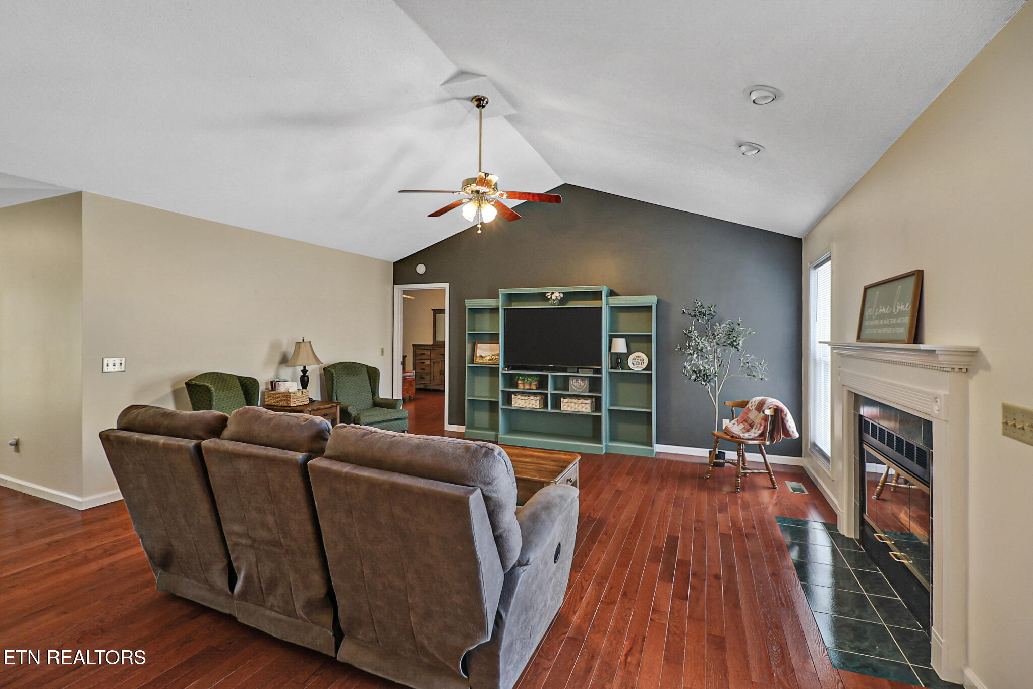 340 Huckleberry Lane Crossville TN 38555