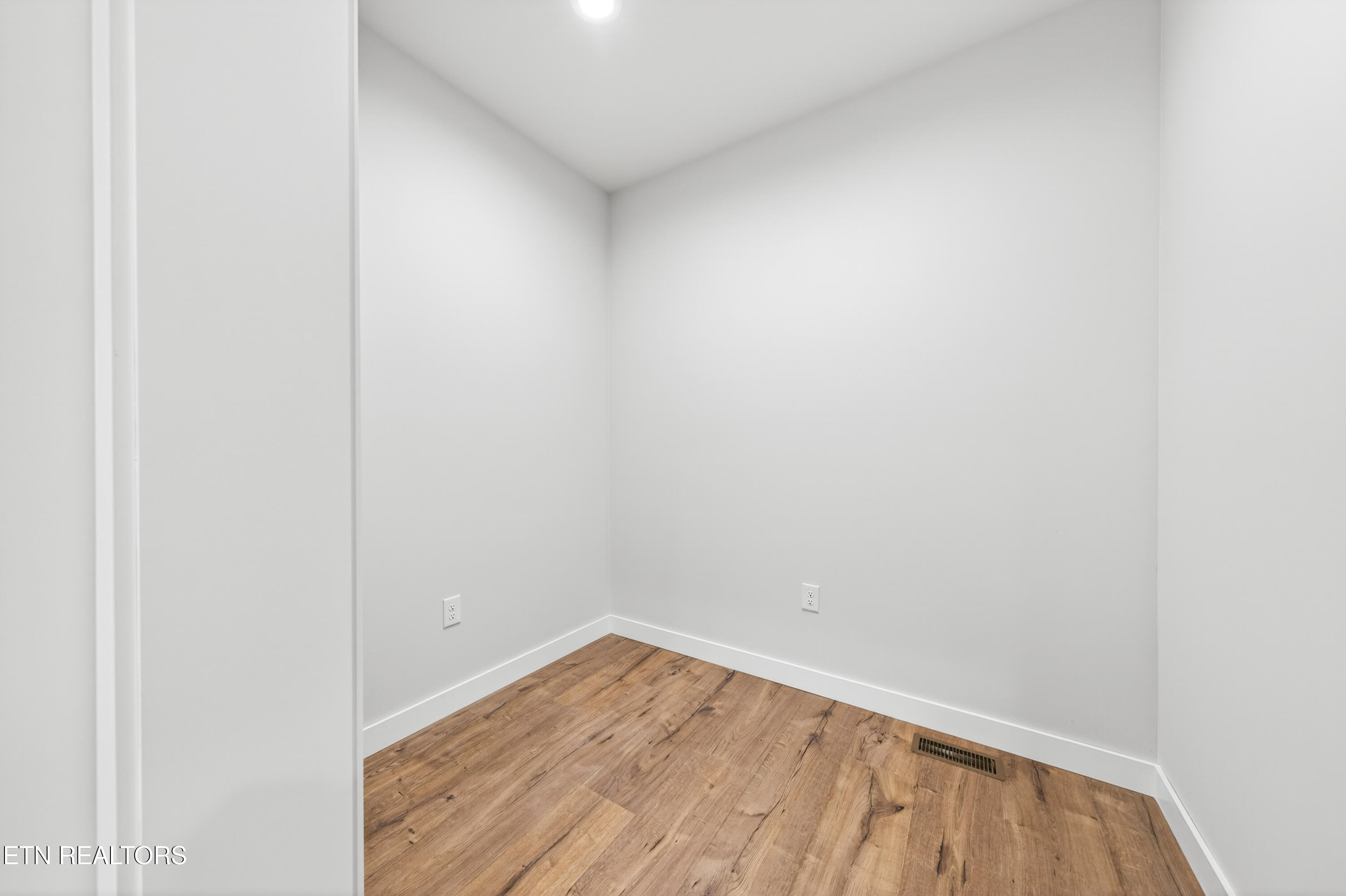 2155 Fairview Road Byrdstown TN 38549