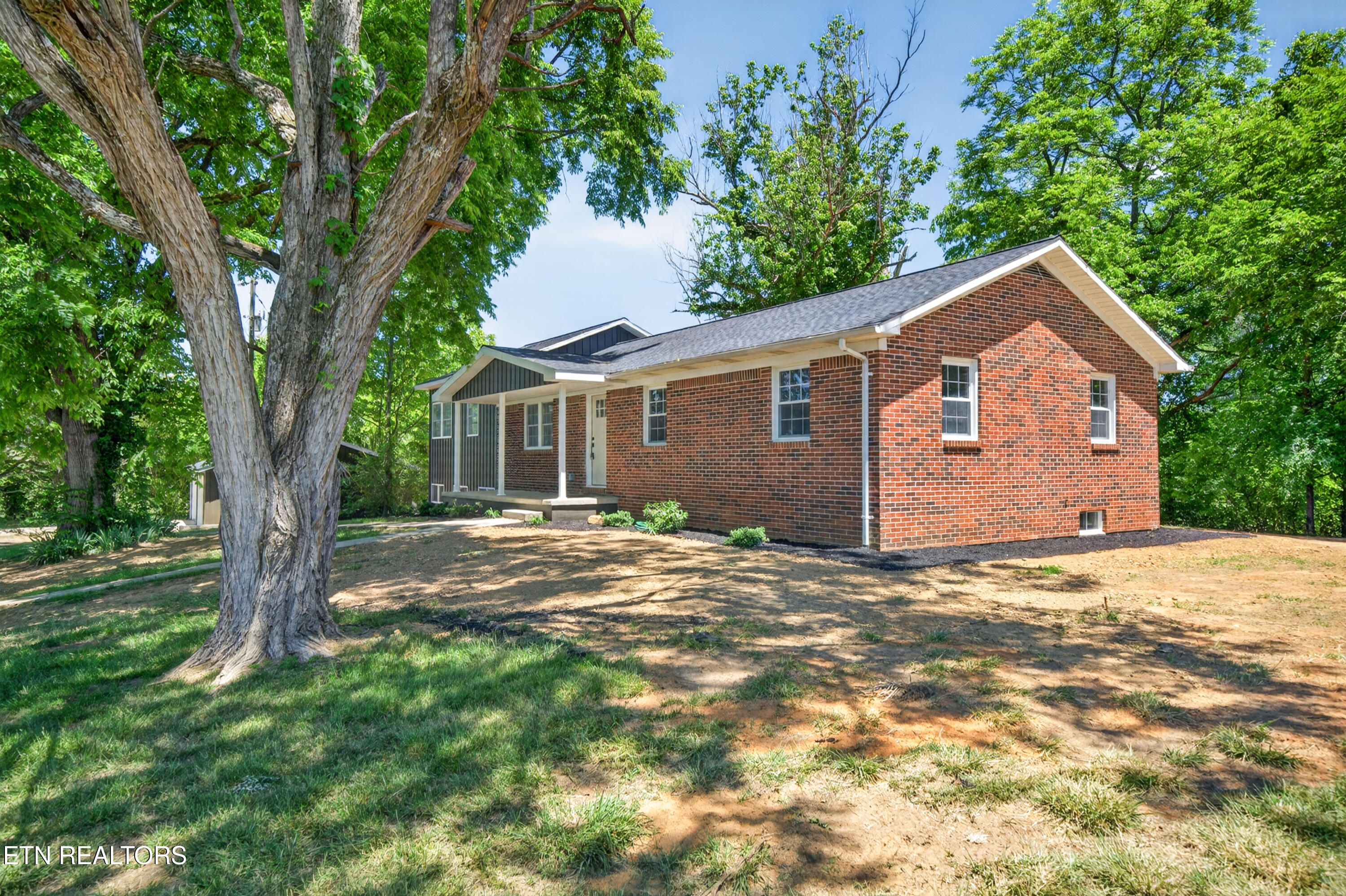 2155 Fairview Road Byrdstown TN 38549