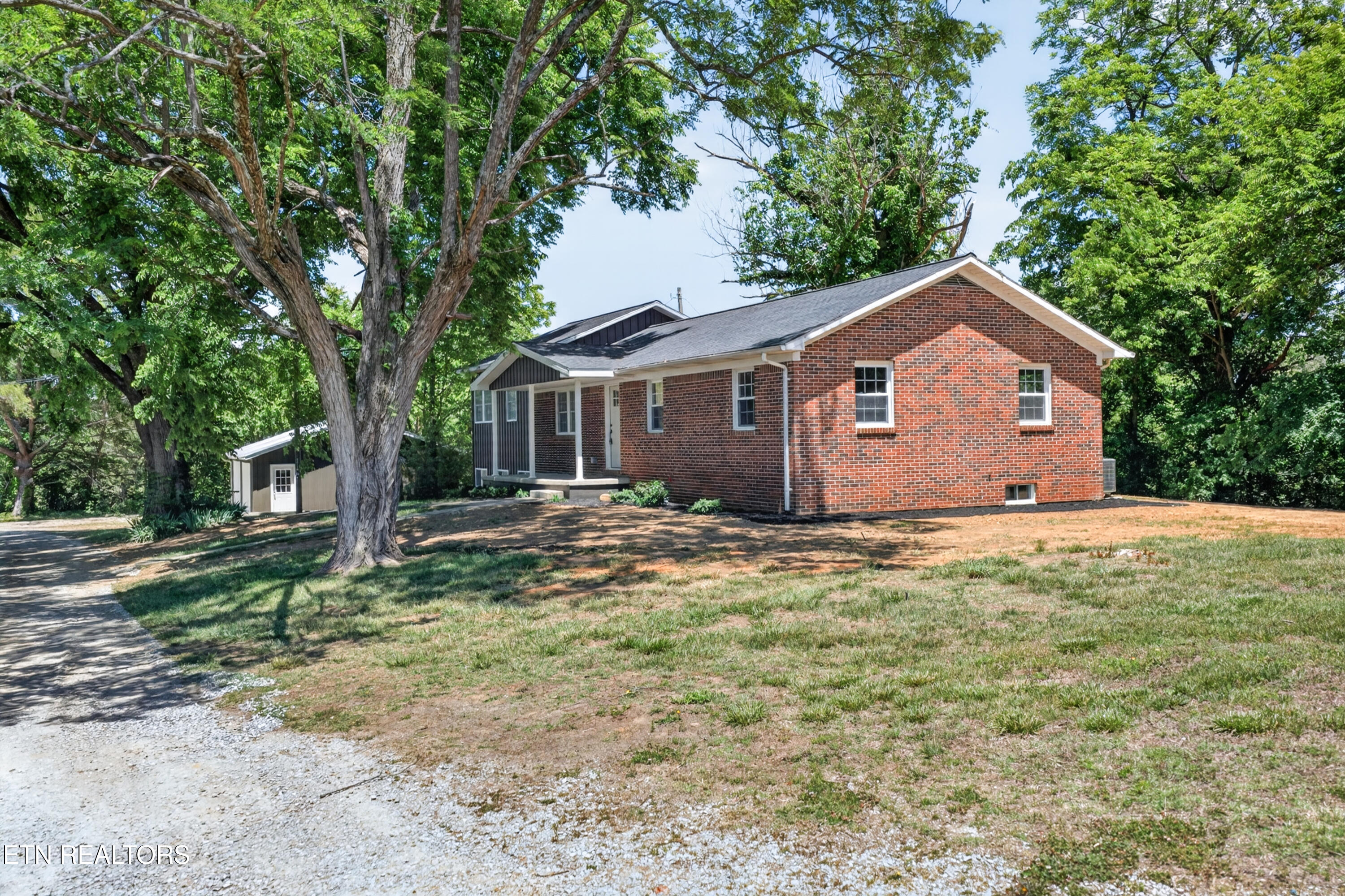 2155 Fairview Road Byrdstown TN 38549