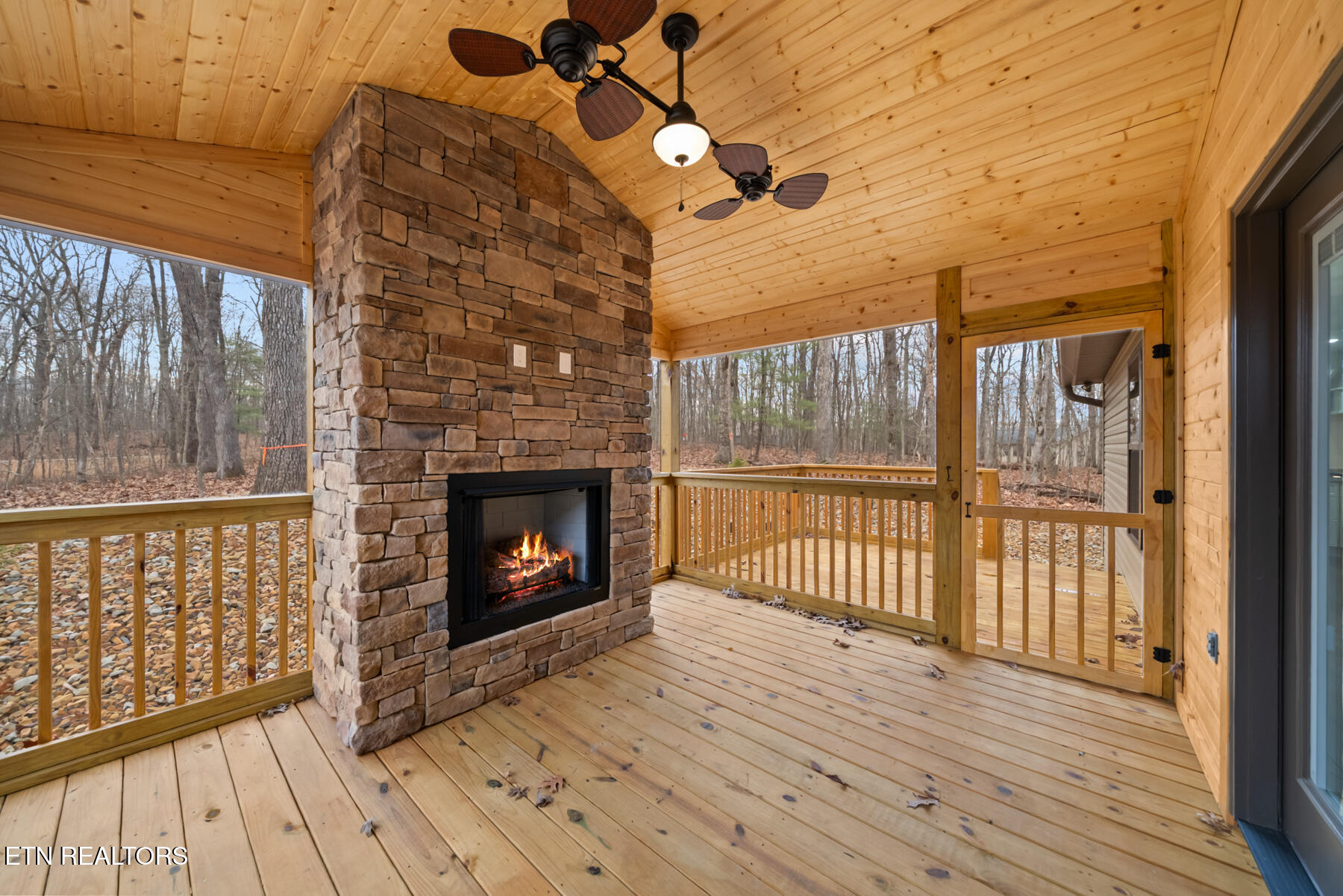 233 Albemarle Circle Fairfield Glade TN 38558