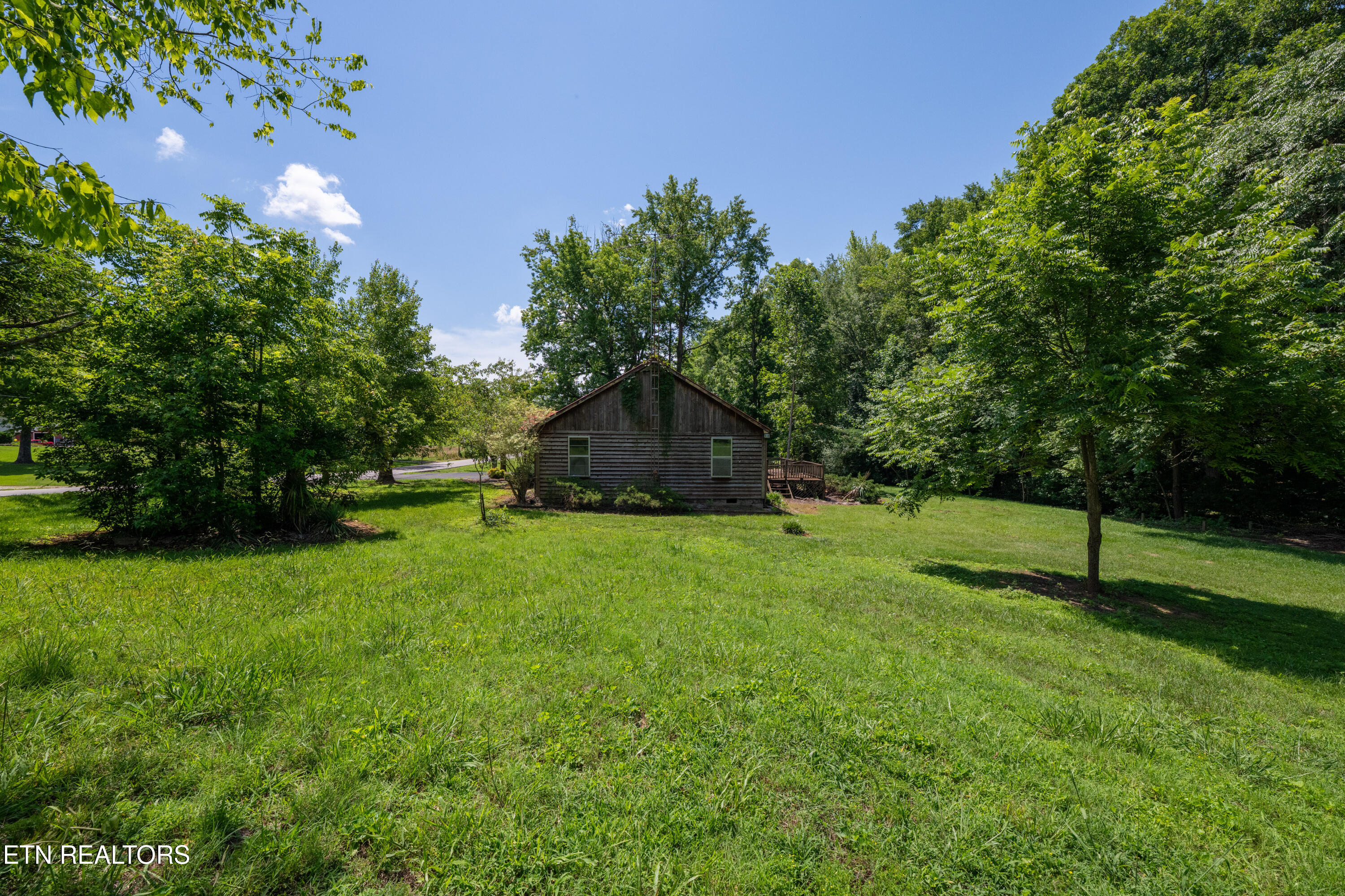 1755 Hawkins Crawford Road Cookeville TN 38501