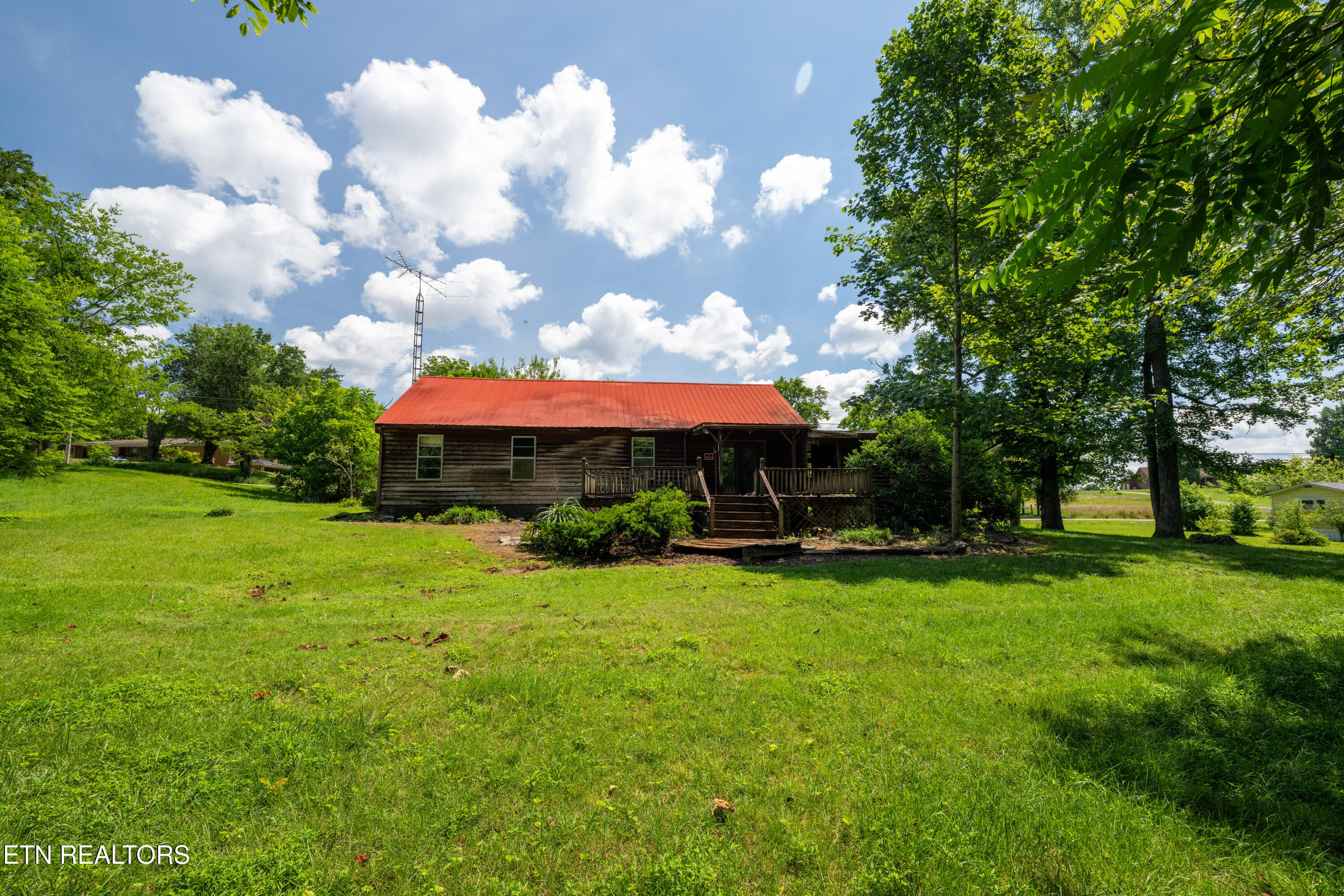 1755 Hawkins Crawford Road Cookeville TN 38501