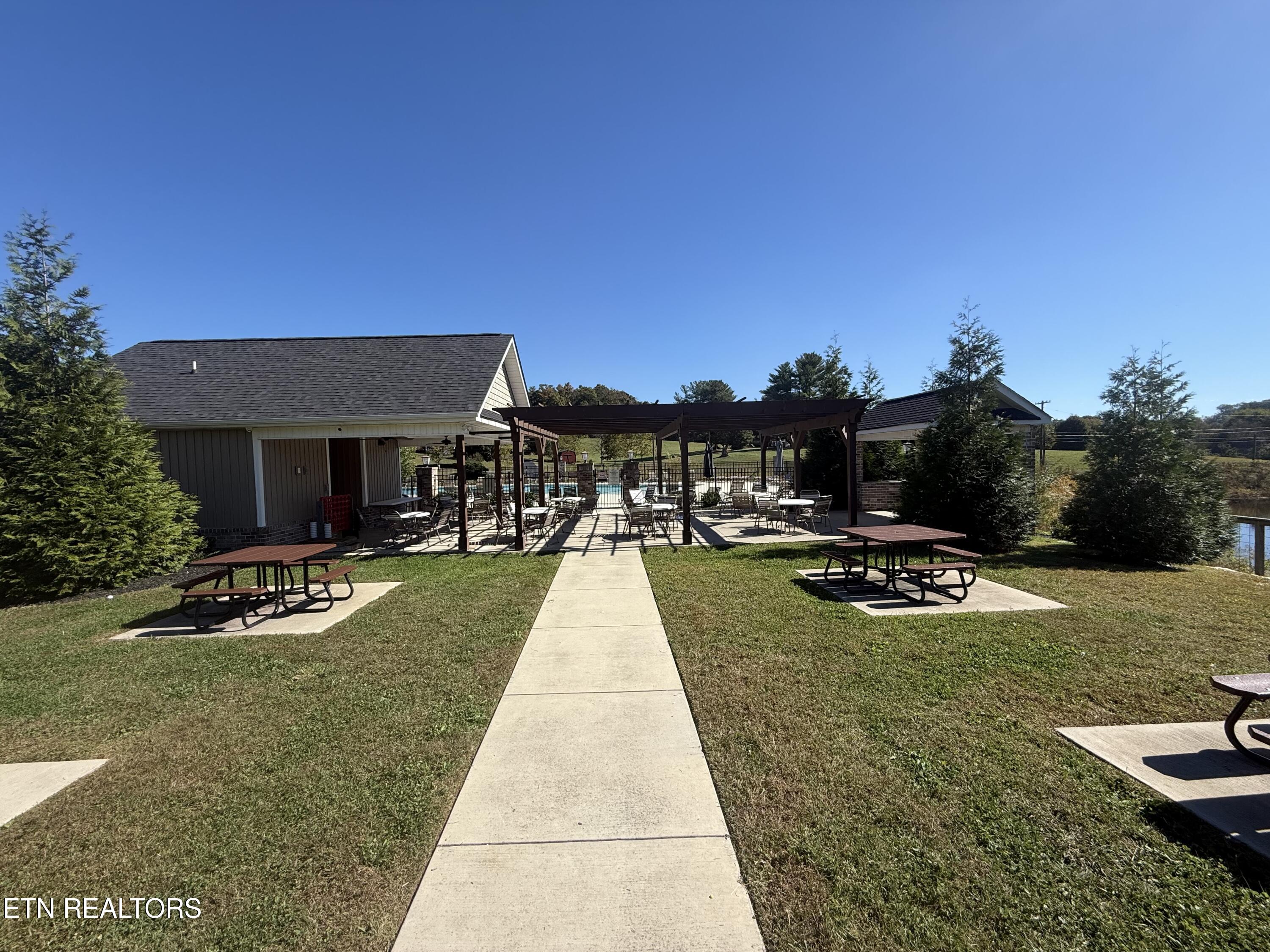 8111 Zenith Lane Powell TN 37849