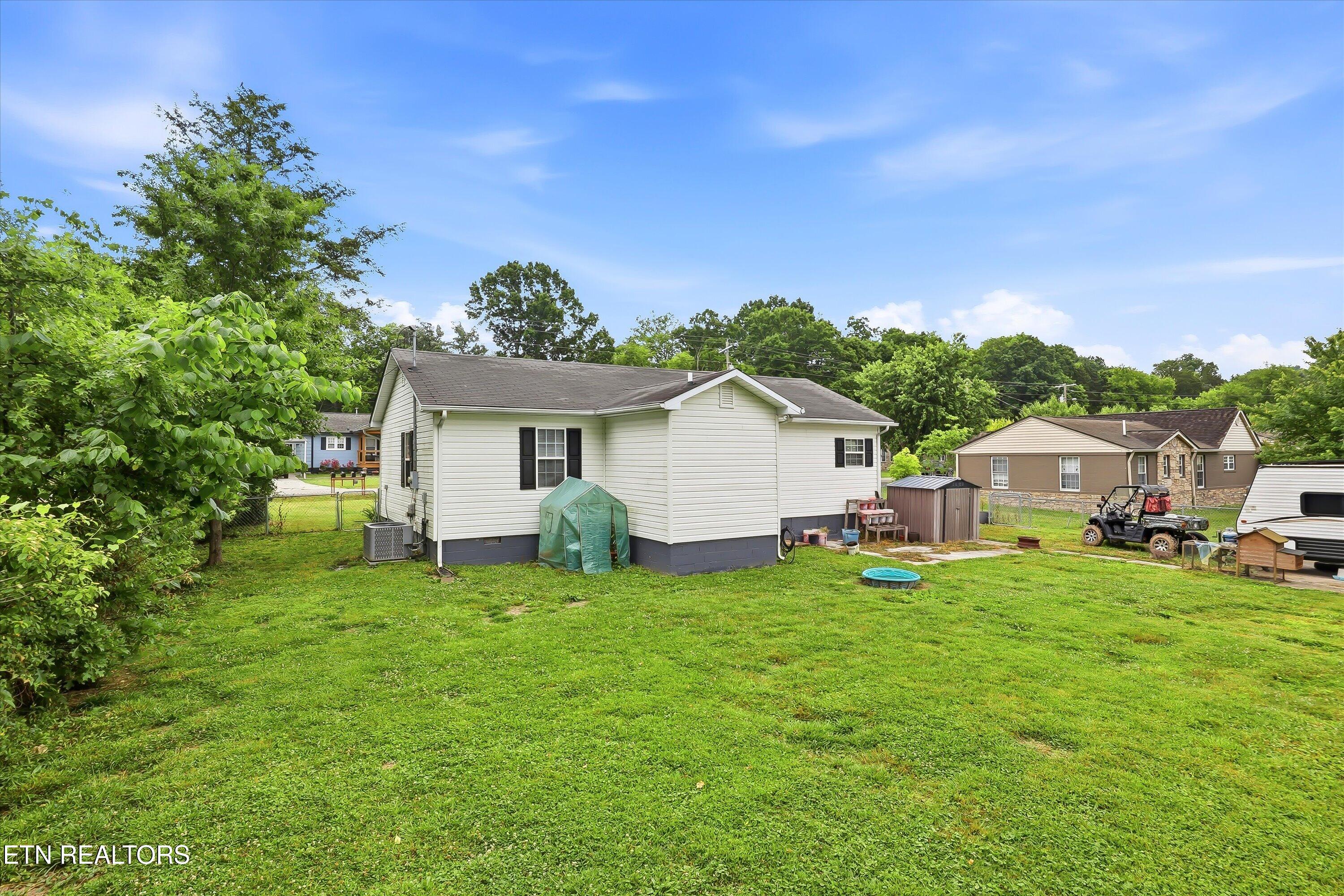 1001 Vivian Avenue Rocky Top TN 37769