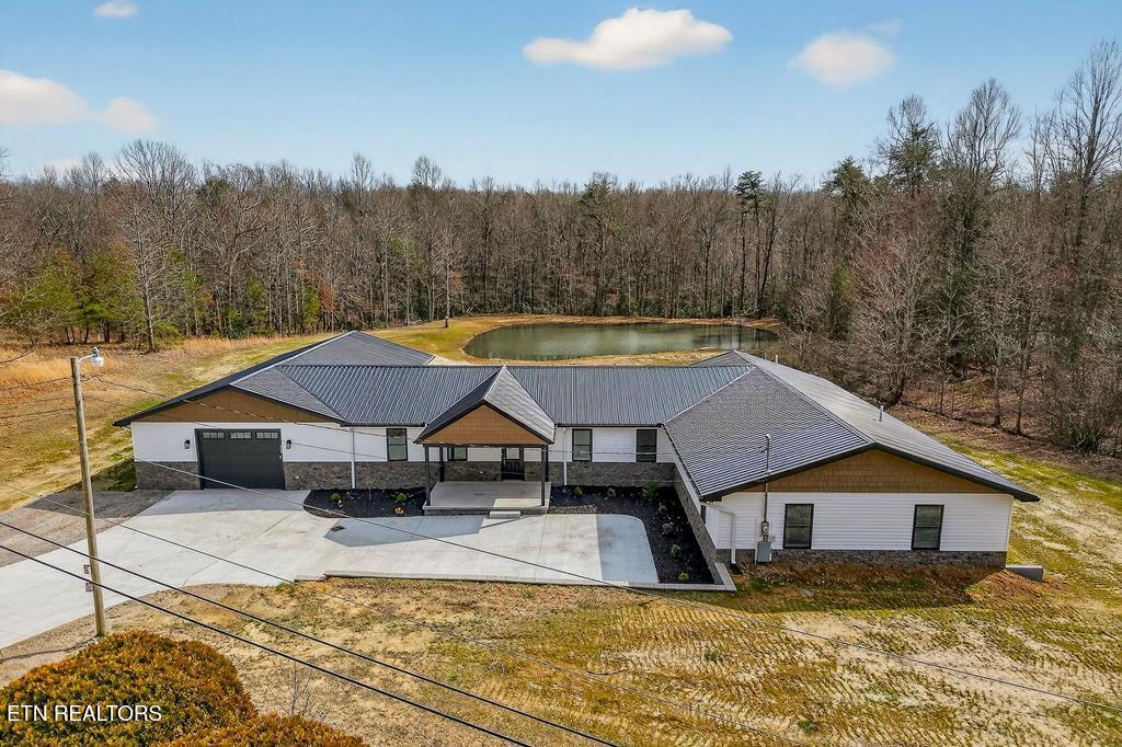 365 Spring Haven Lane Sparta TN 38583